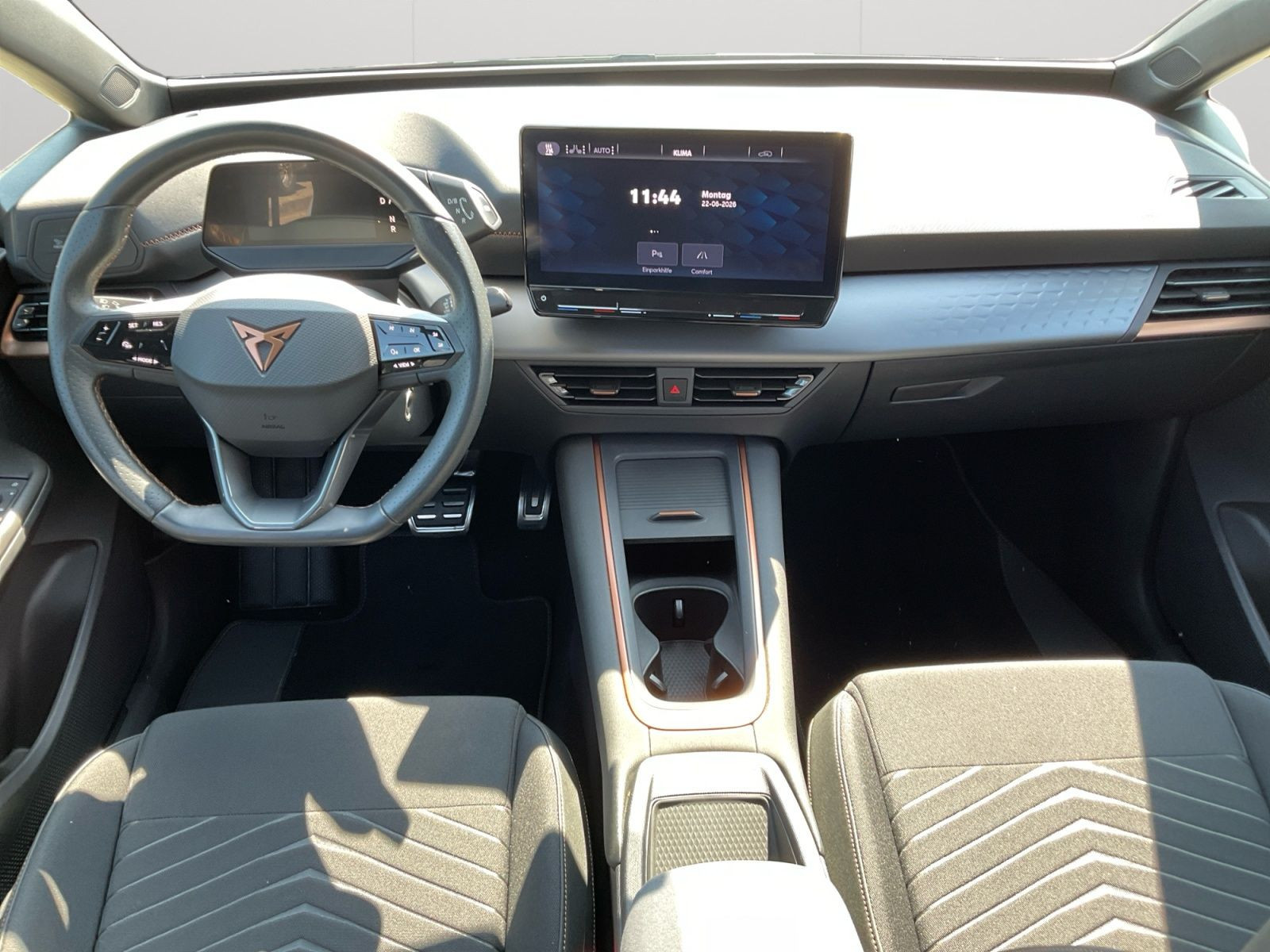 Cupra - Born_11