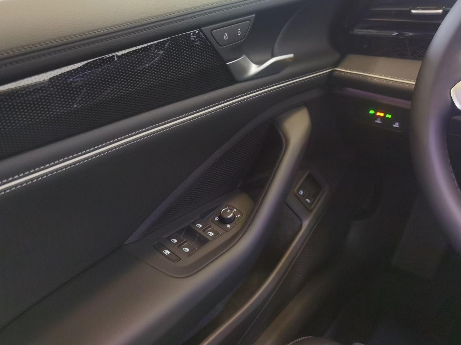 Volkswagen - Passat_15