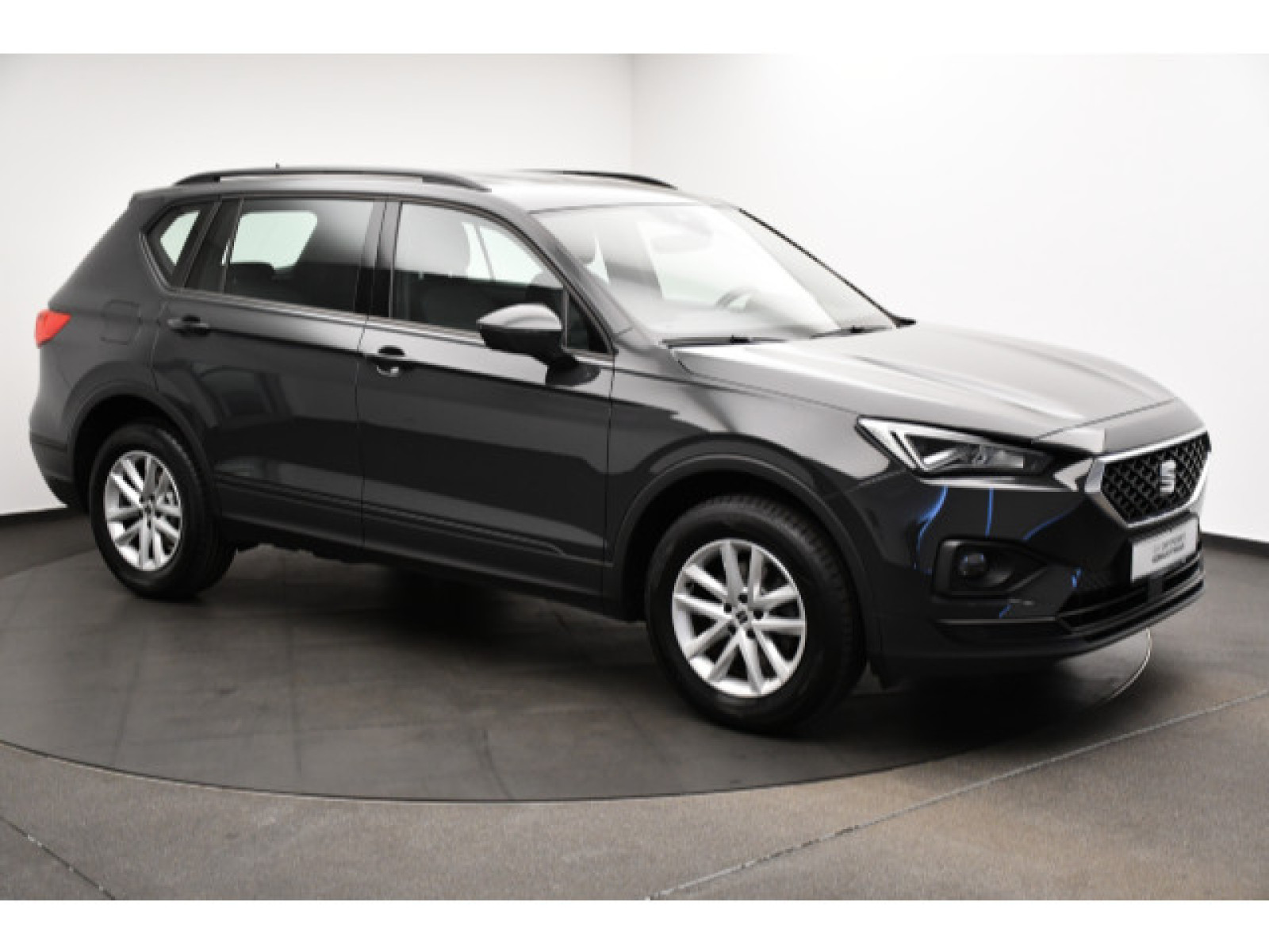 diagonal-frontansicht-aussen