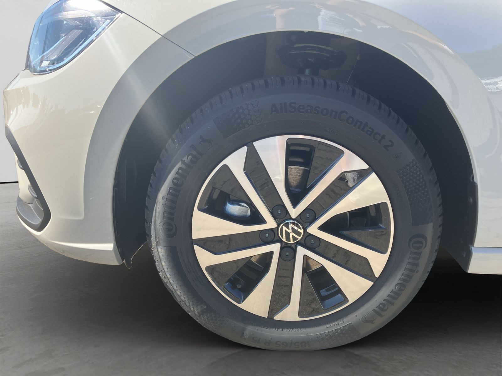 Volkswagen - Polo_19