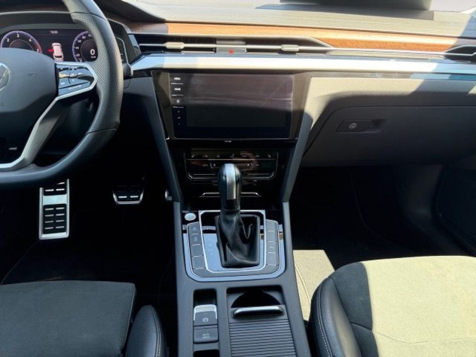 Volkswagen - Arteon Shooting Brake_11
