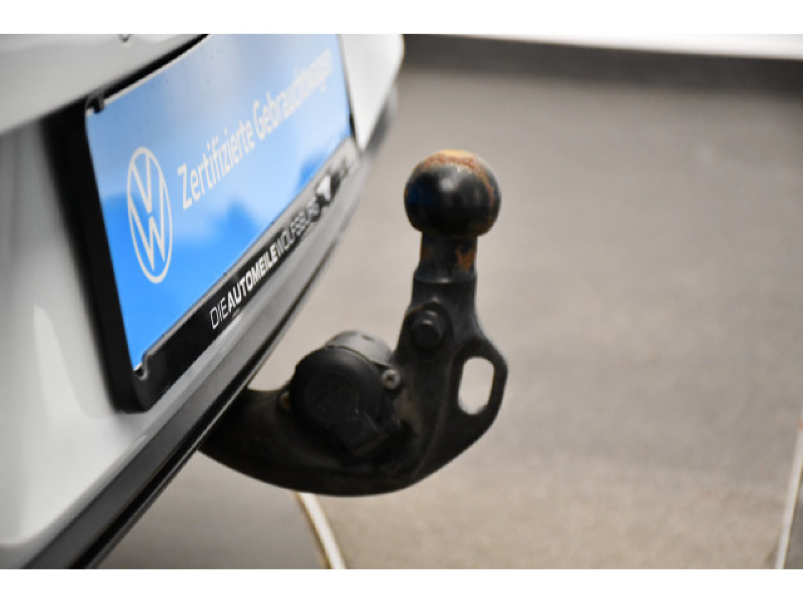 Volkswagen - Golf_11