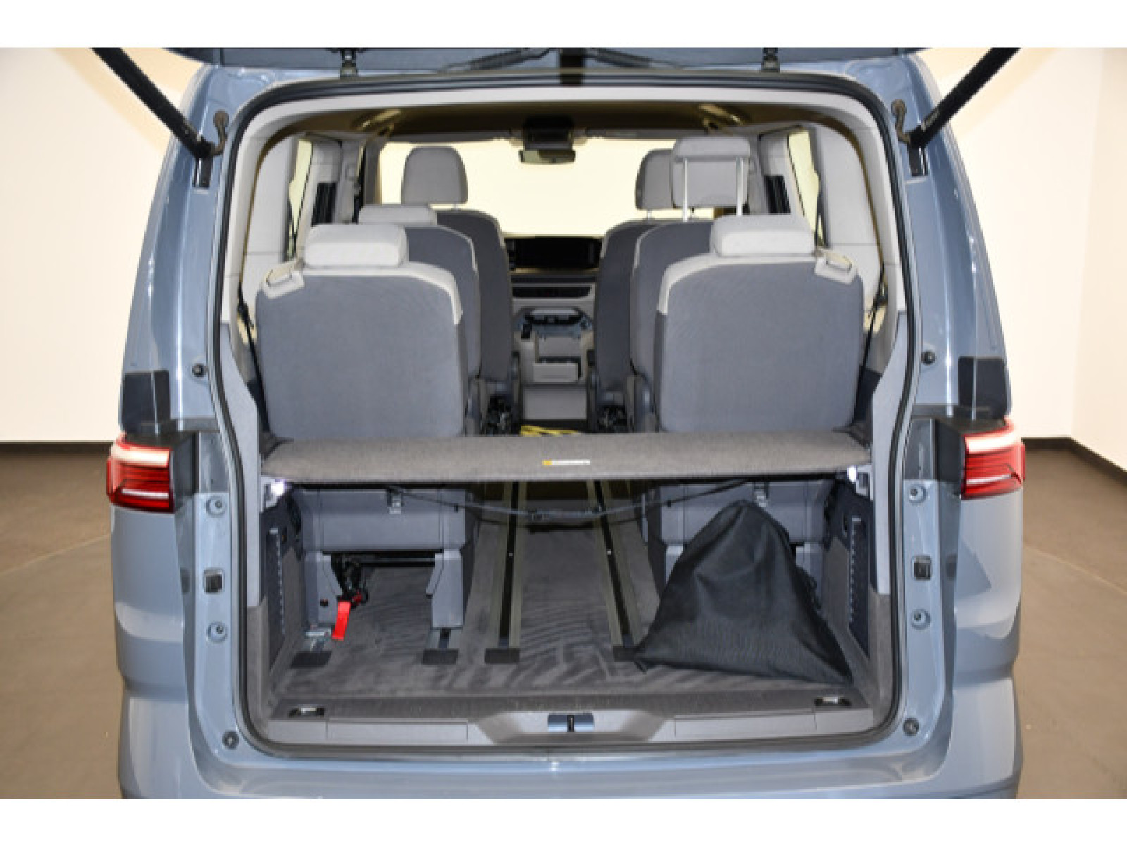Volkswagen - T7 Multivan_10