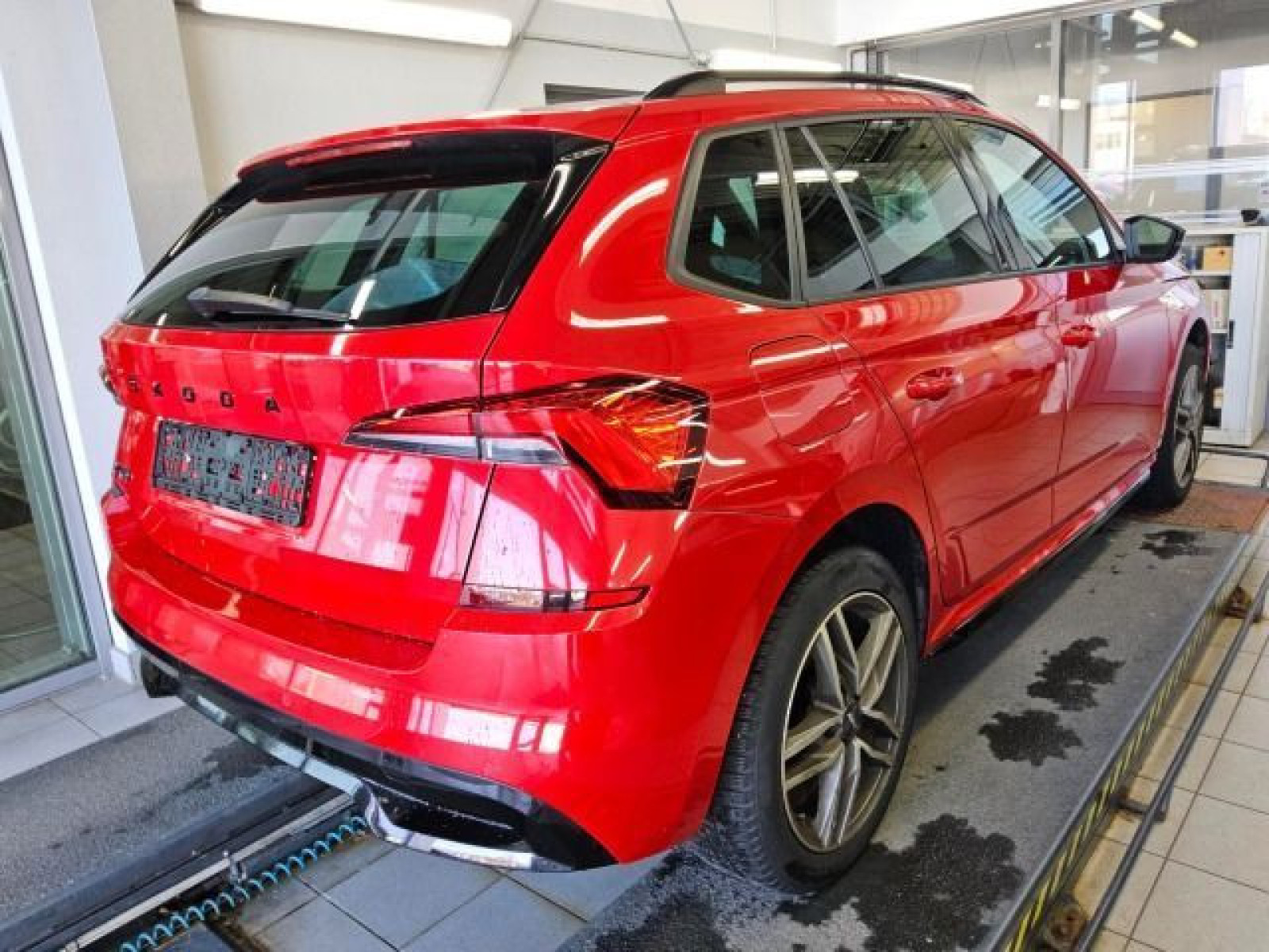 diagonalansicht-hinten-aussen