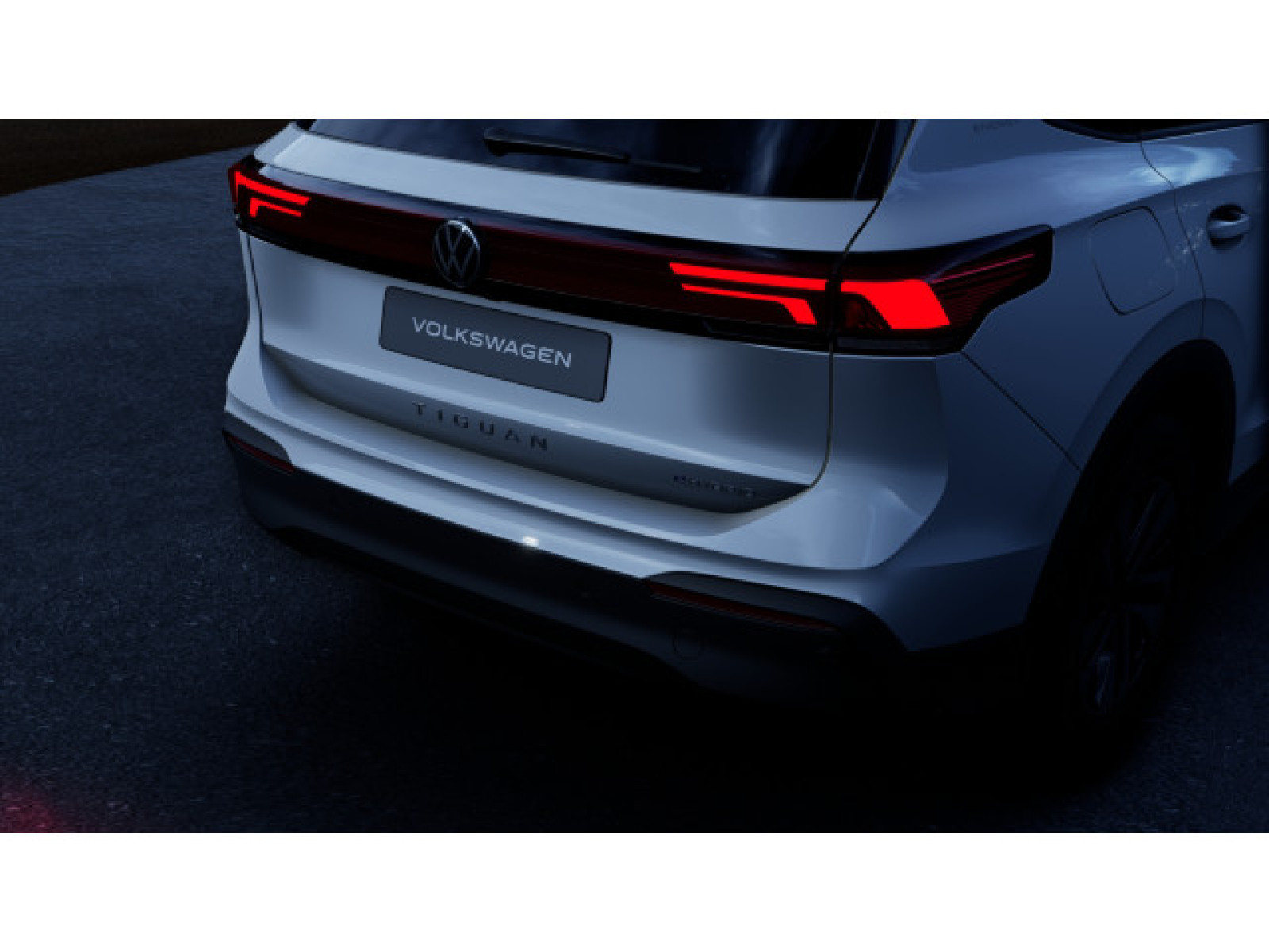 Volkswagen - Tiguan_11