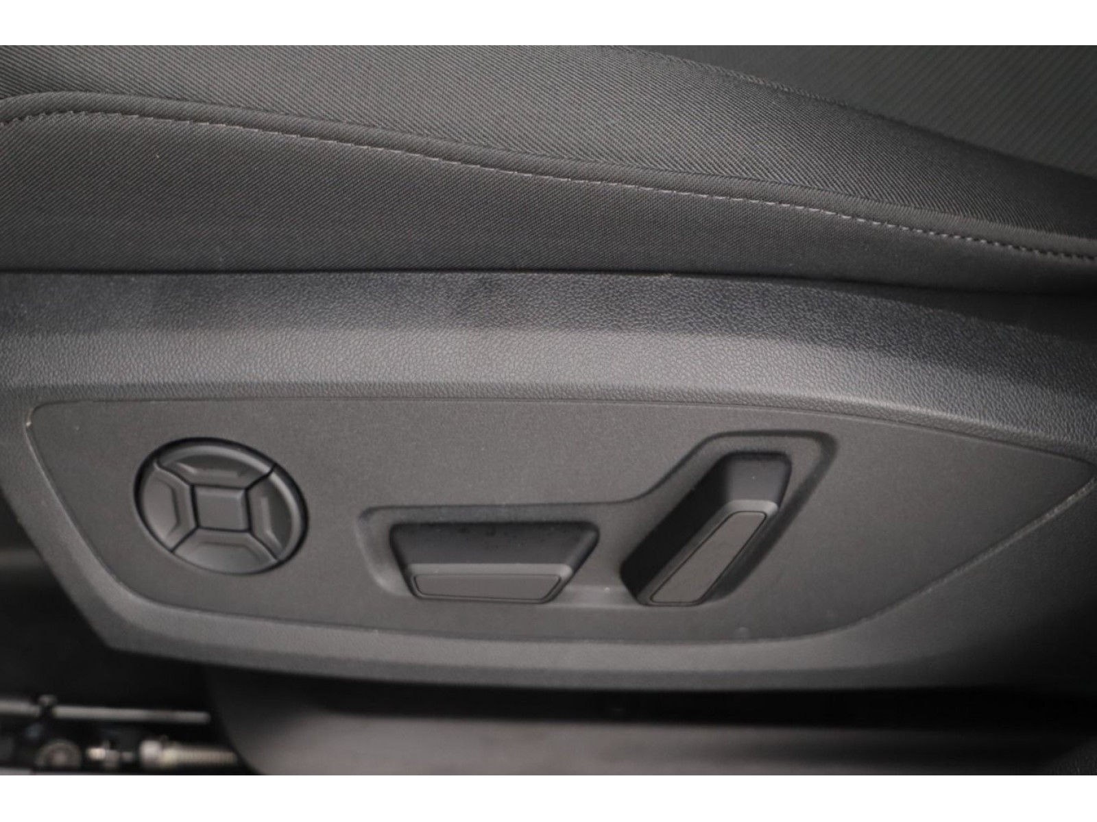Audi - A3 Limousine_14