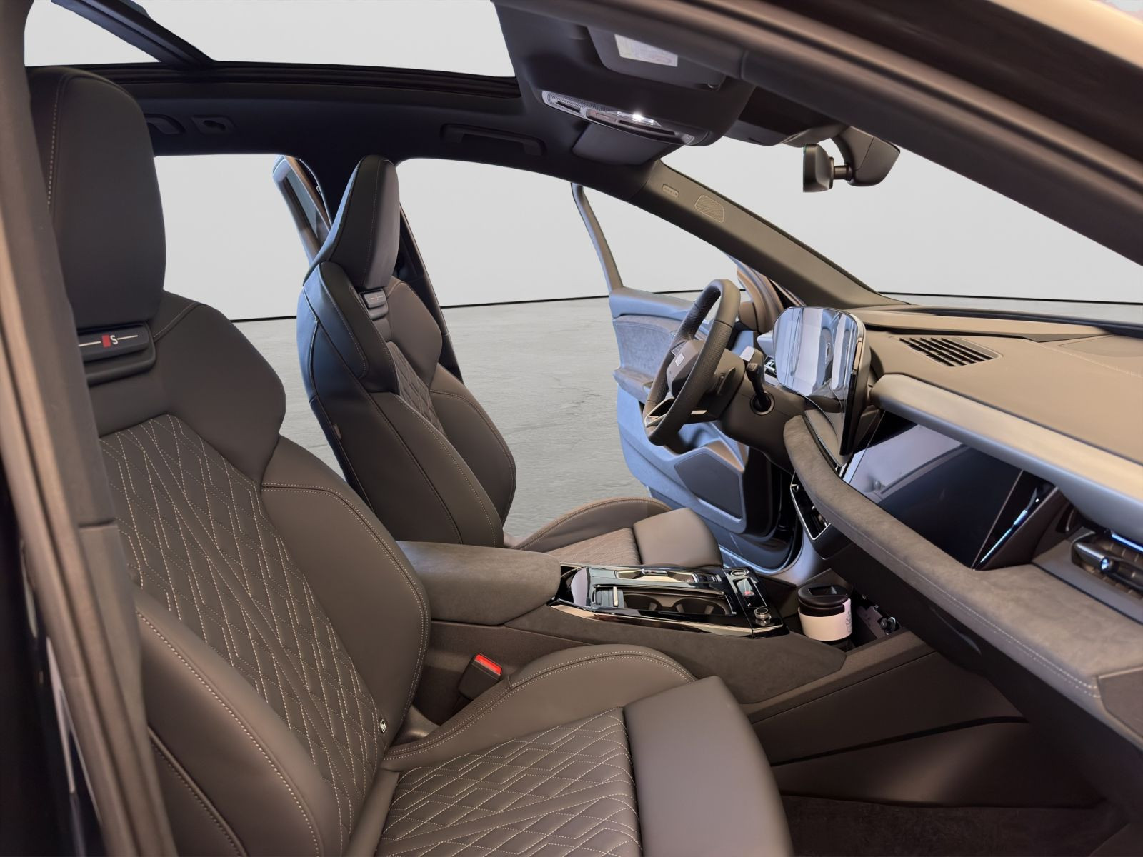 Audi - Q6 e-tron_20