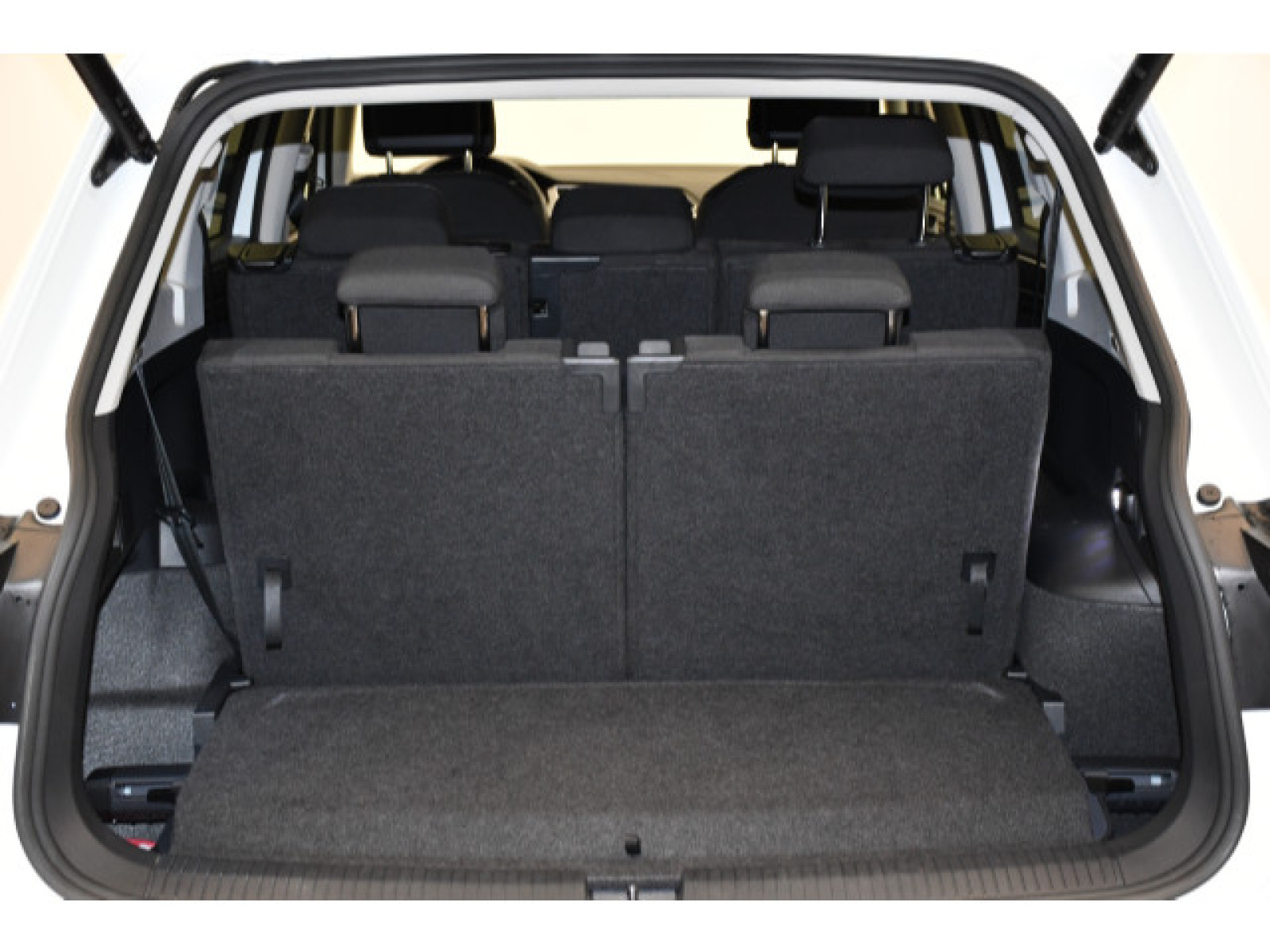 Volkswagen - Tiguan Allspace_10