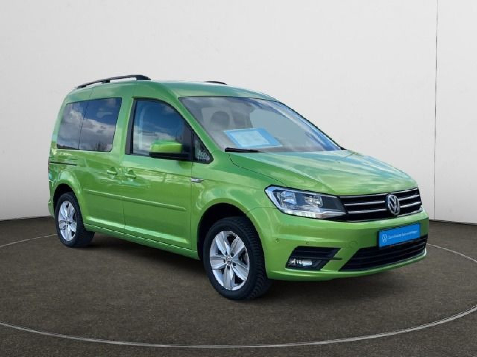 diagonal-frontansicht-aussen