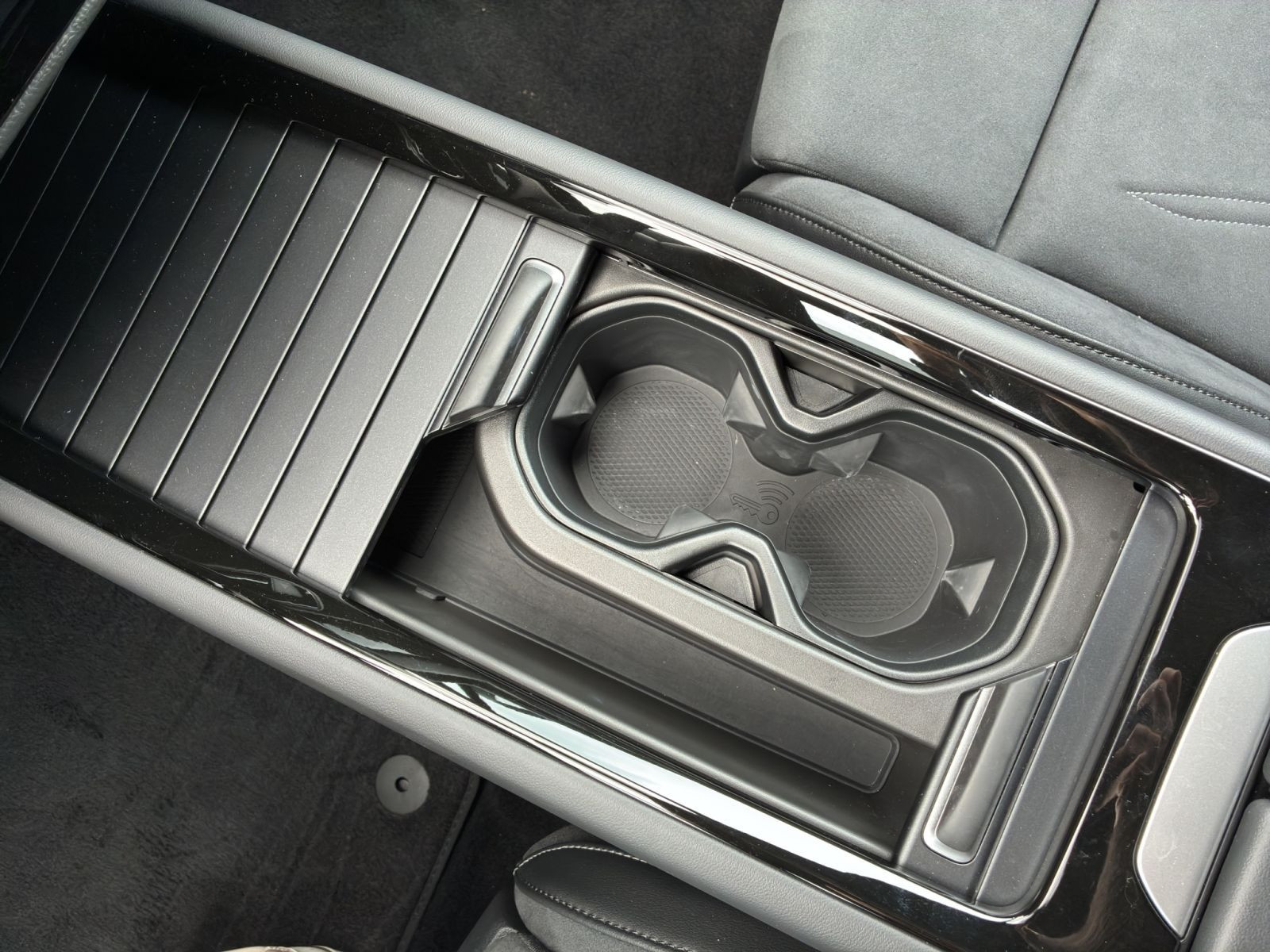 Volkswagen - ID.7_11