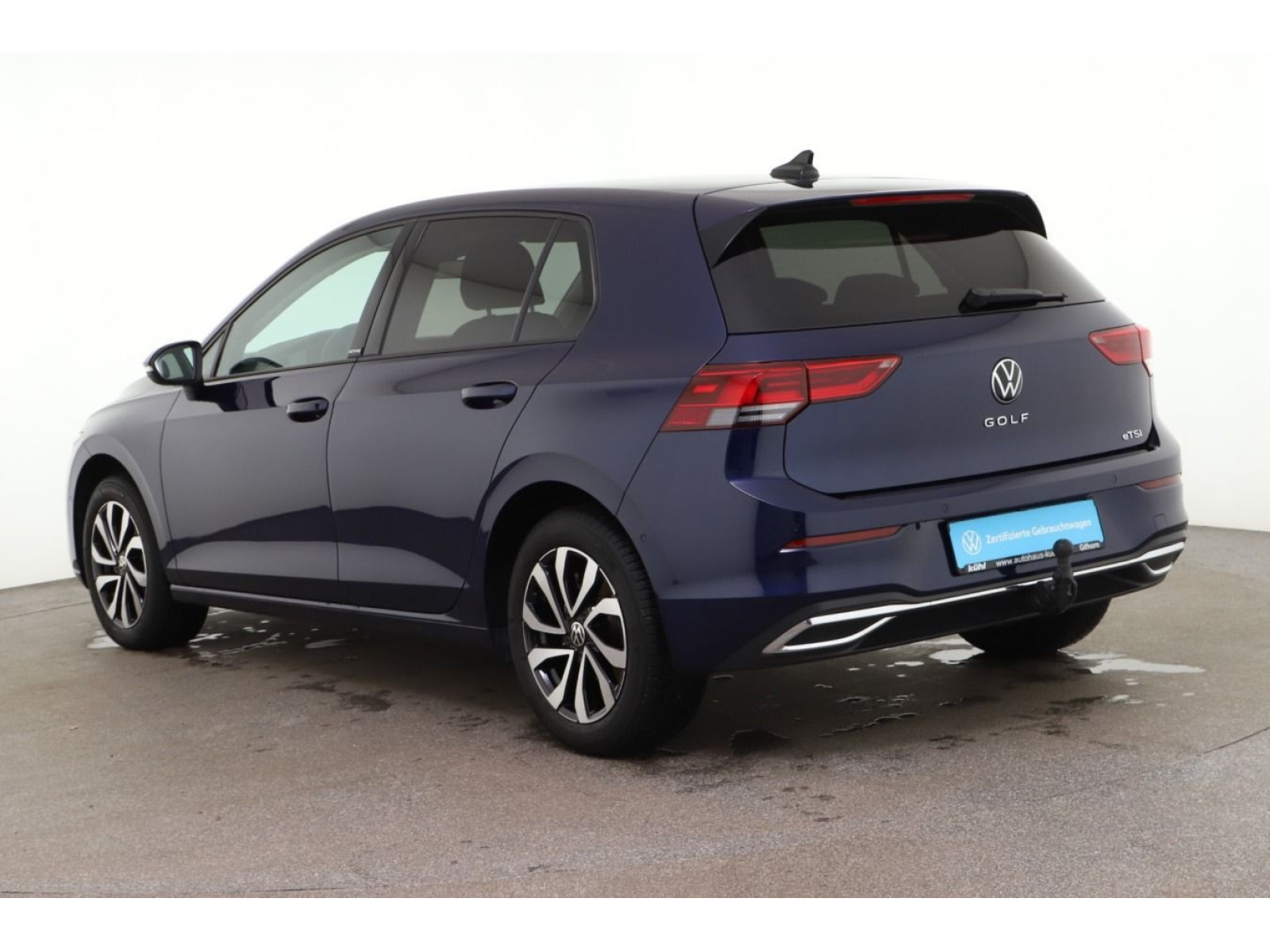 Volkswagen - Golf_4