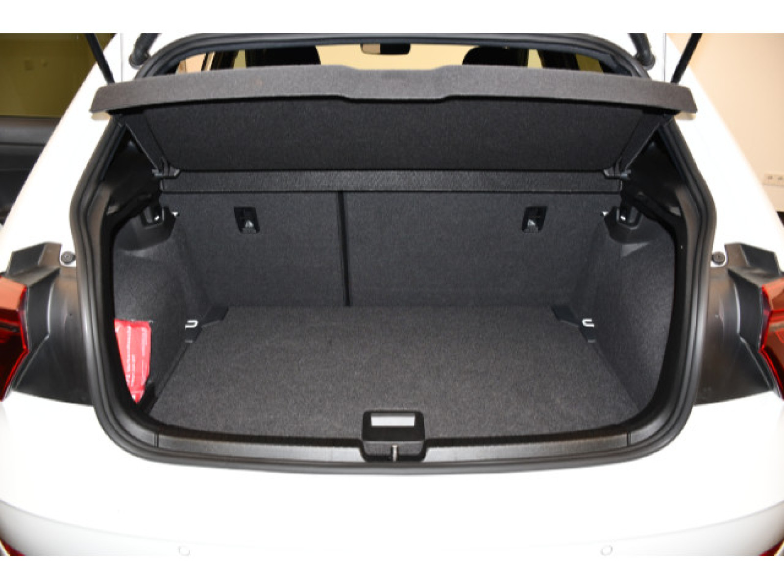Volkswagen - Polo_9