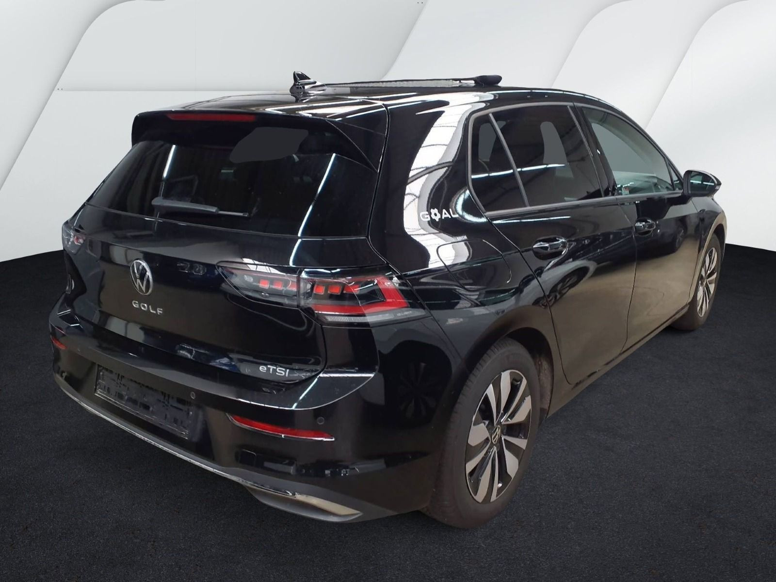 Volkswagen - Golf_2