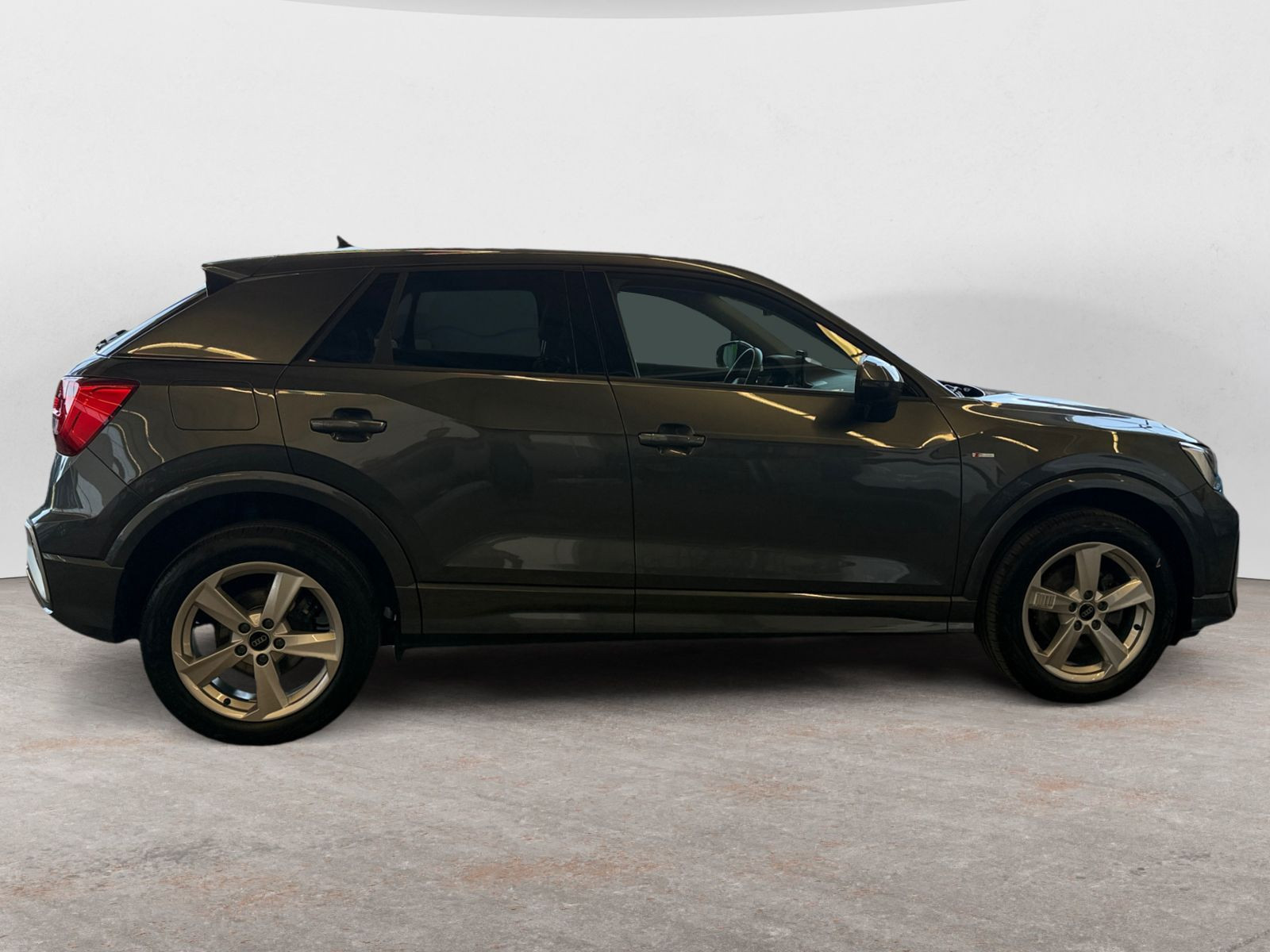 Audi - Q2_8
