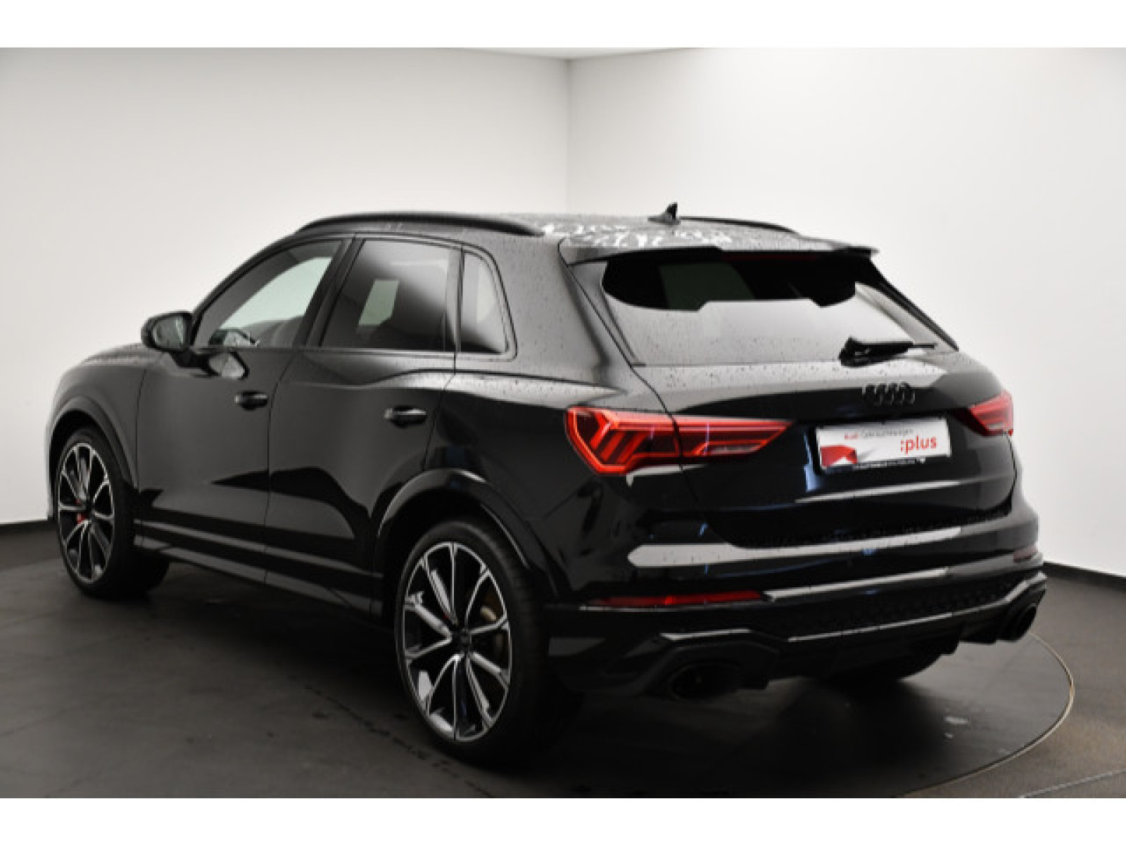 Audi - RS Q3_19