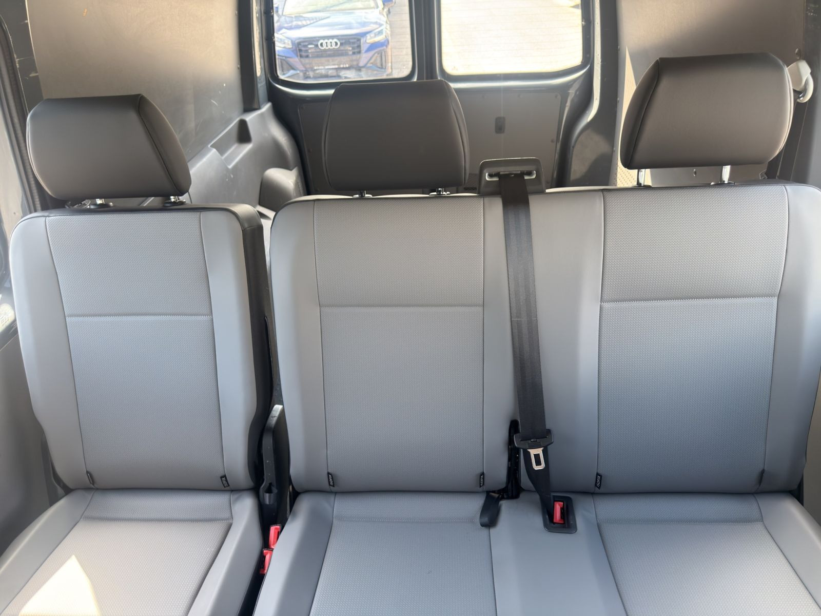 Volkswagen - T6.1 Kombi_17