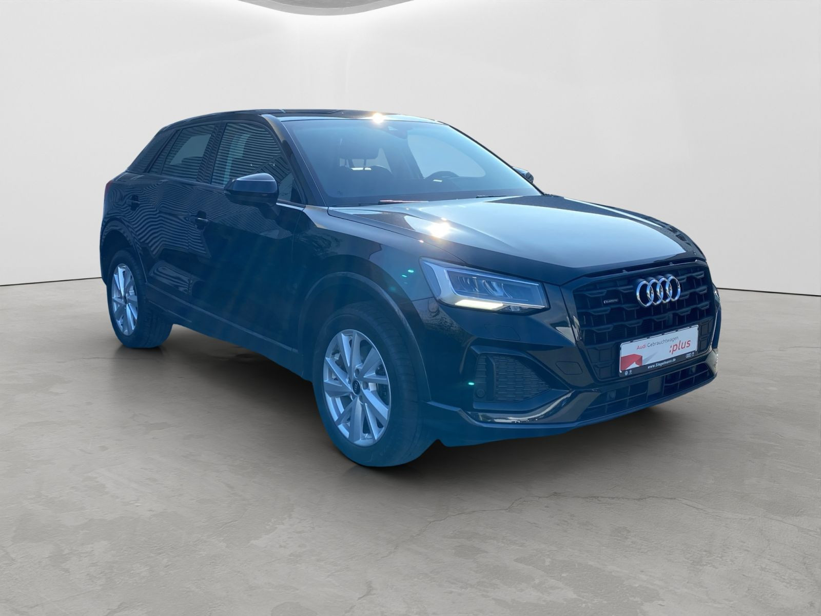 Audi - Q2_8