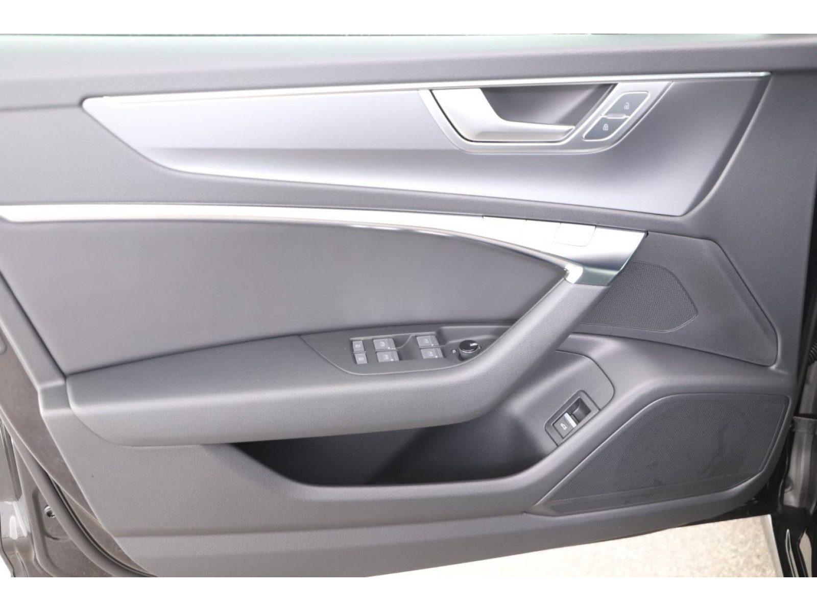 Audi - A6 Avant_15