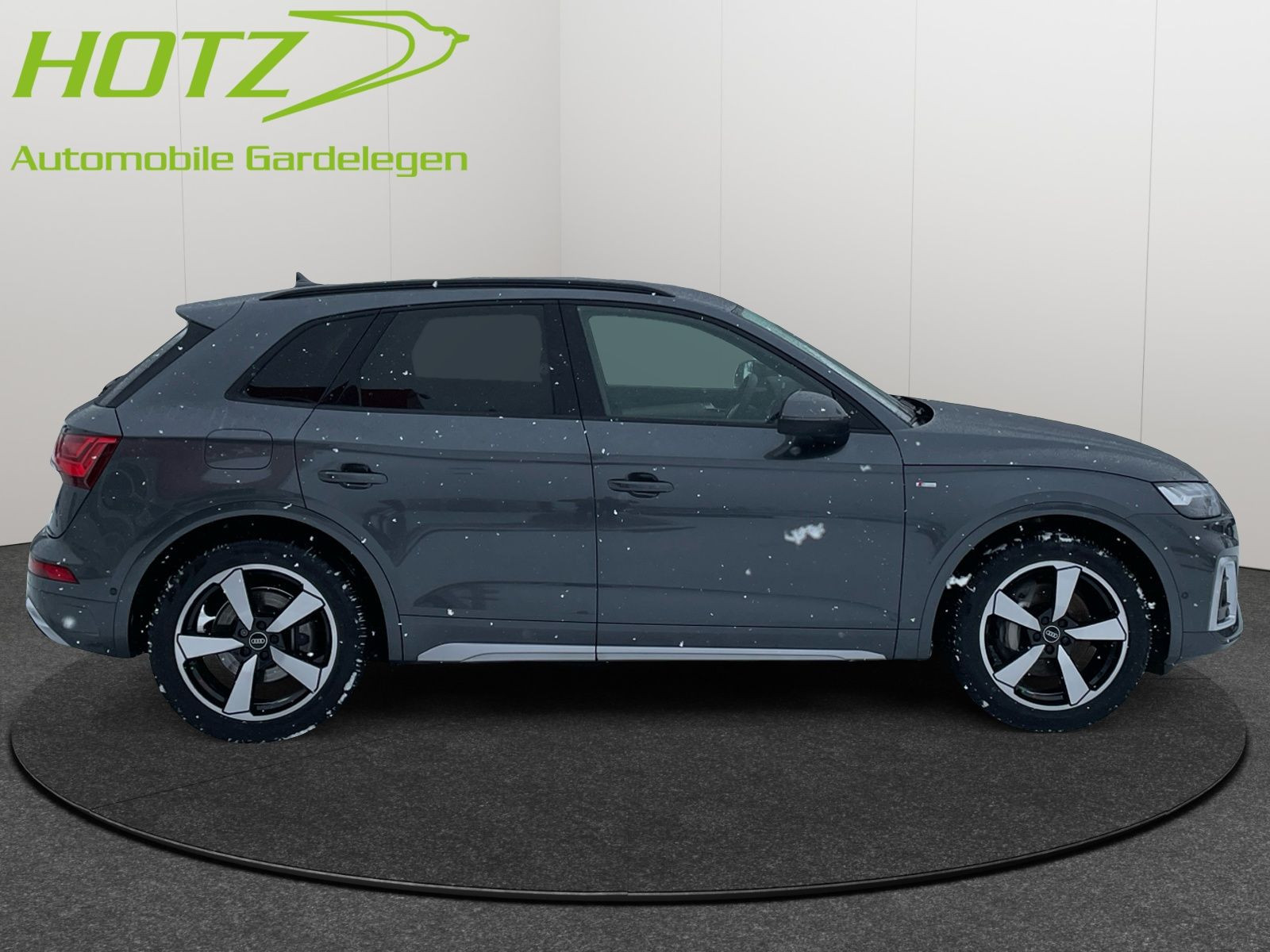 Audi - Q5_7