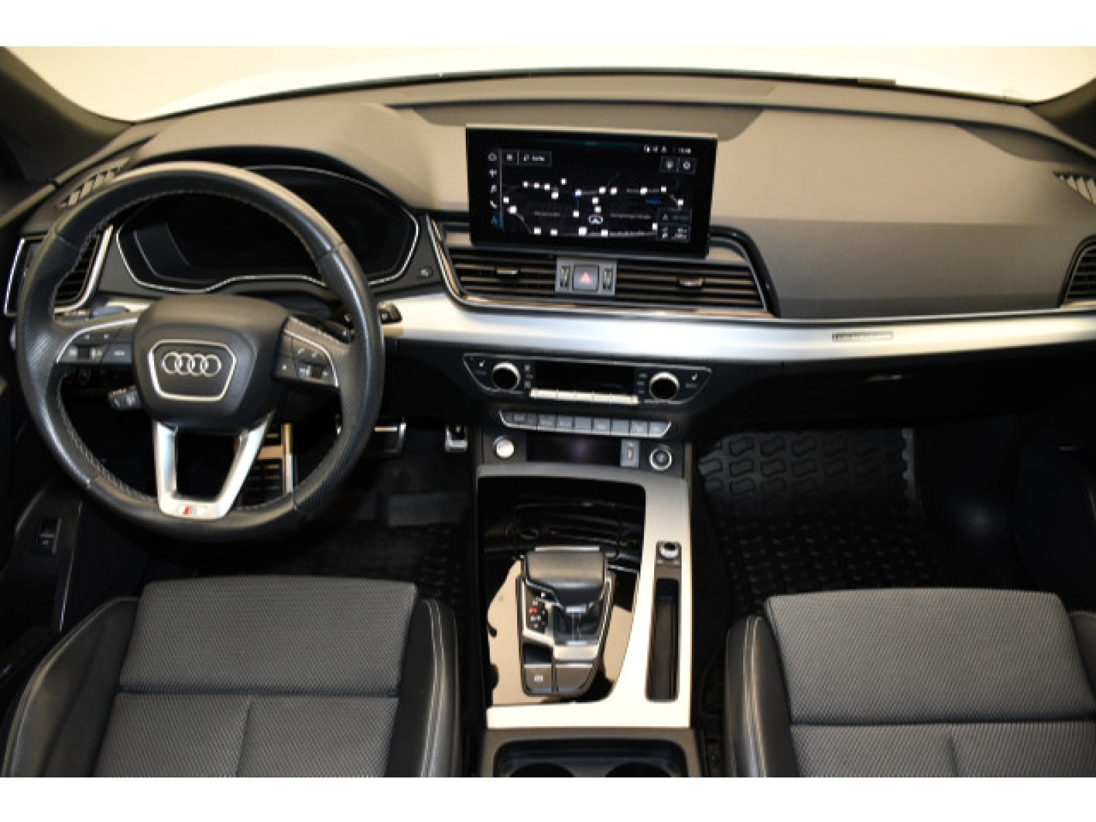 Audi - Q5_4