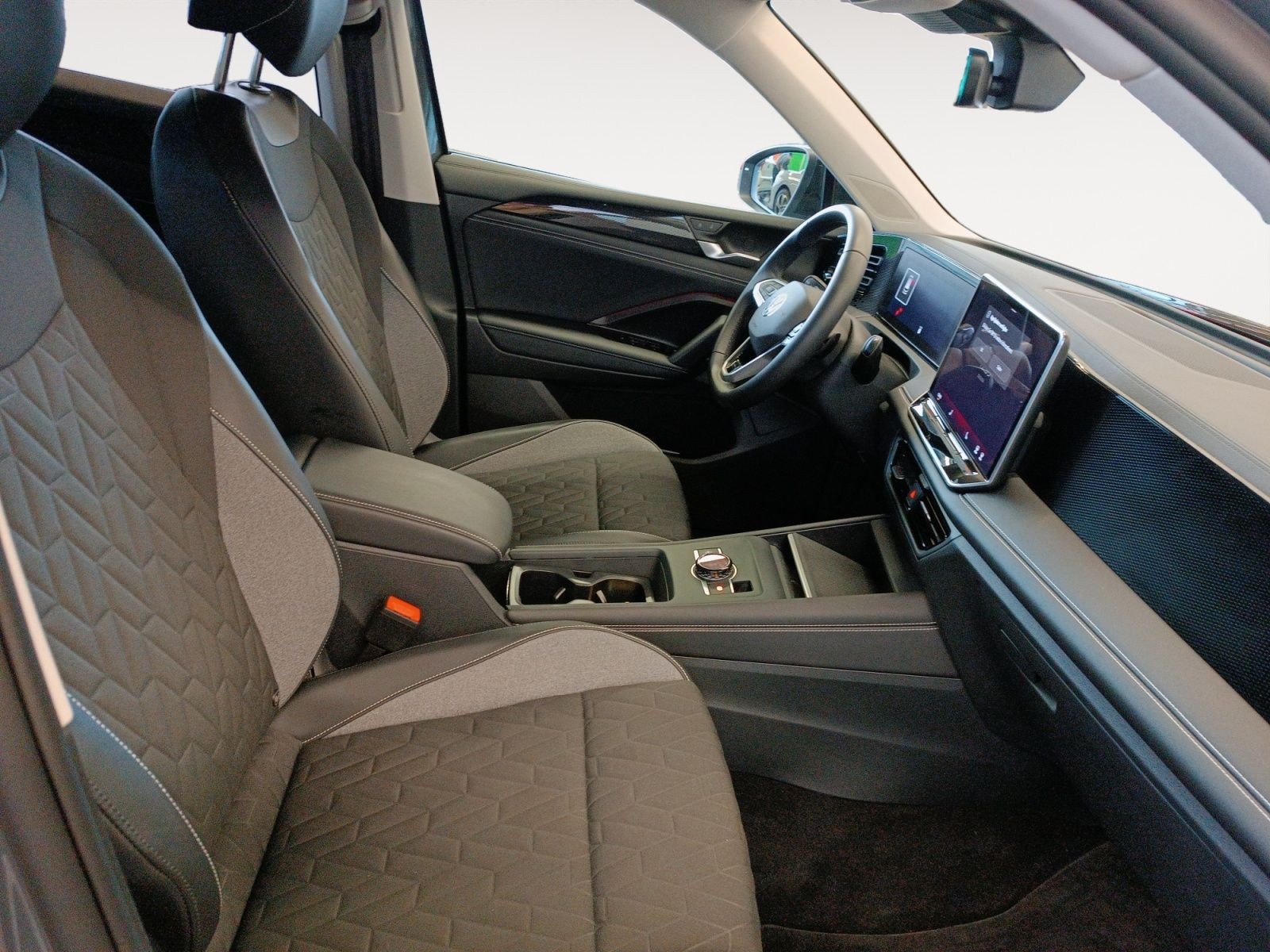Volkswagen - Tiguan_16