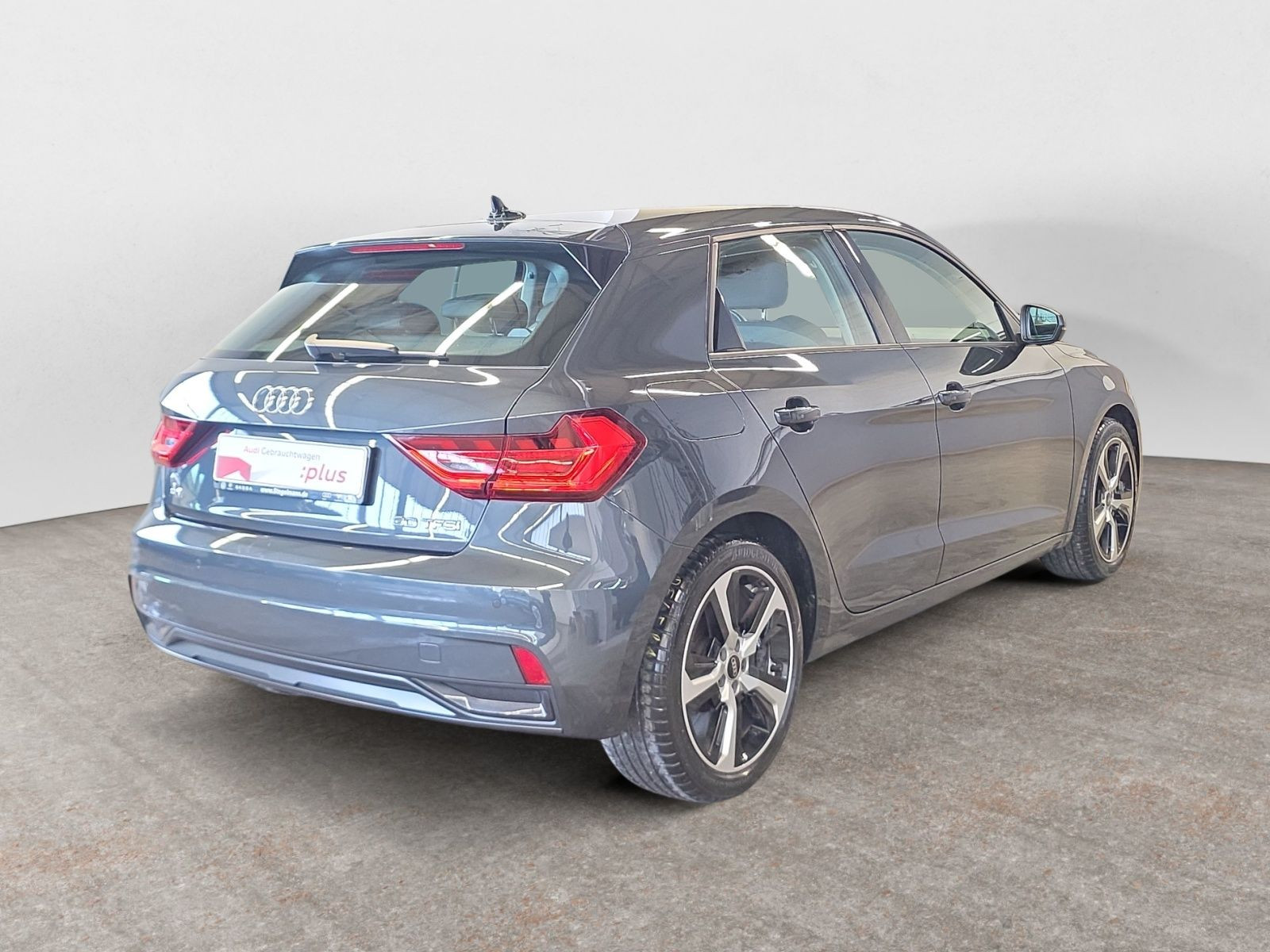 diagonalansicht-hinten-aussen