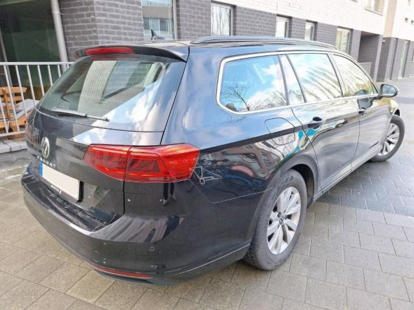 diagonalansicht-hinten-aussen