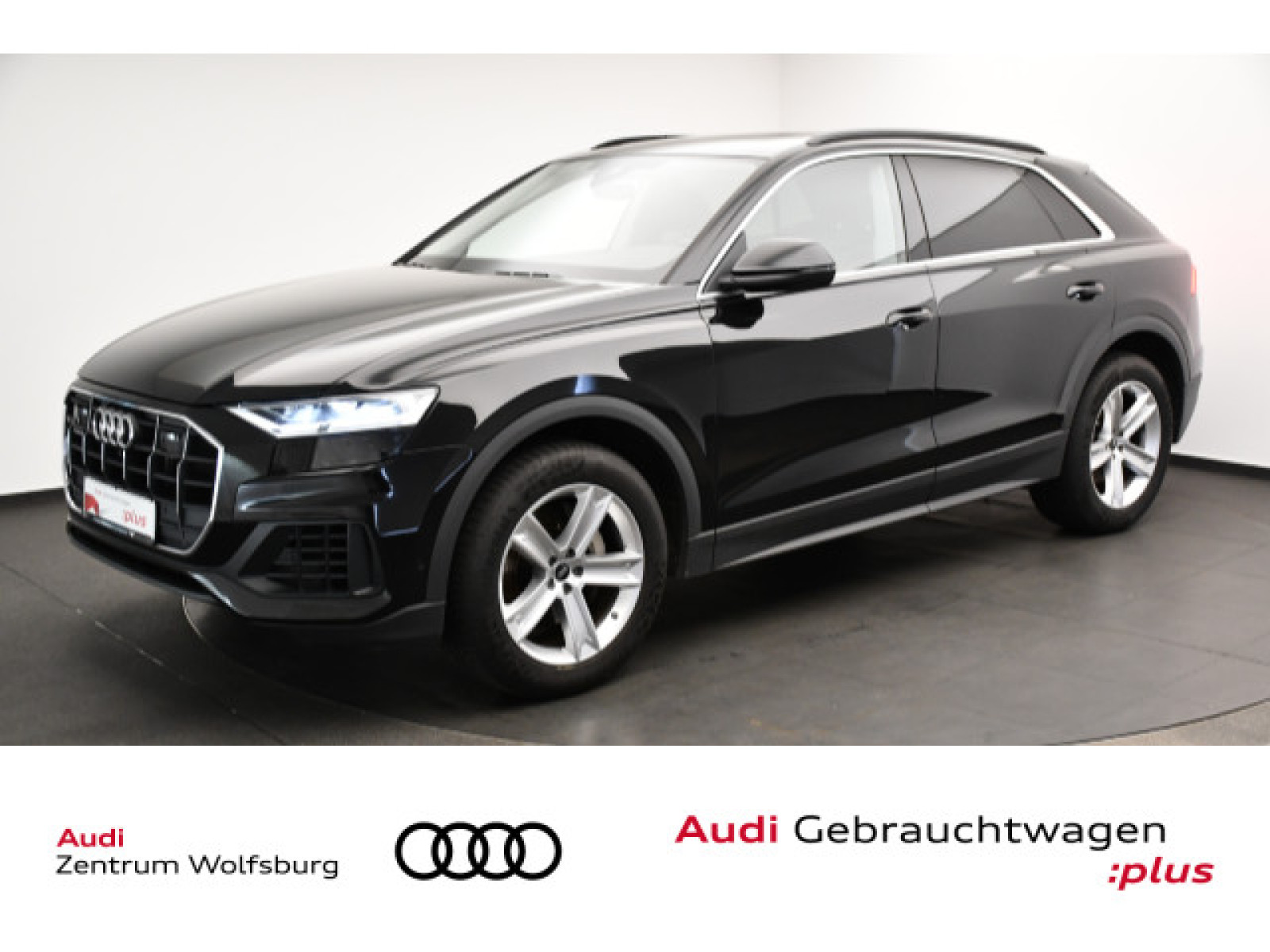 Audi - Q8_1