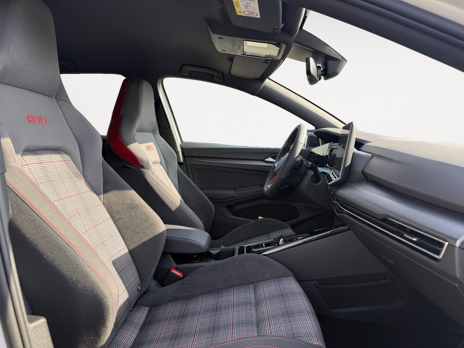 Volkswagen - Golf GTI_15