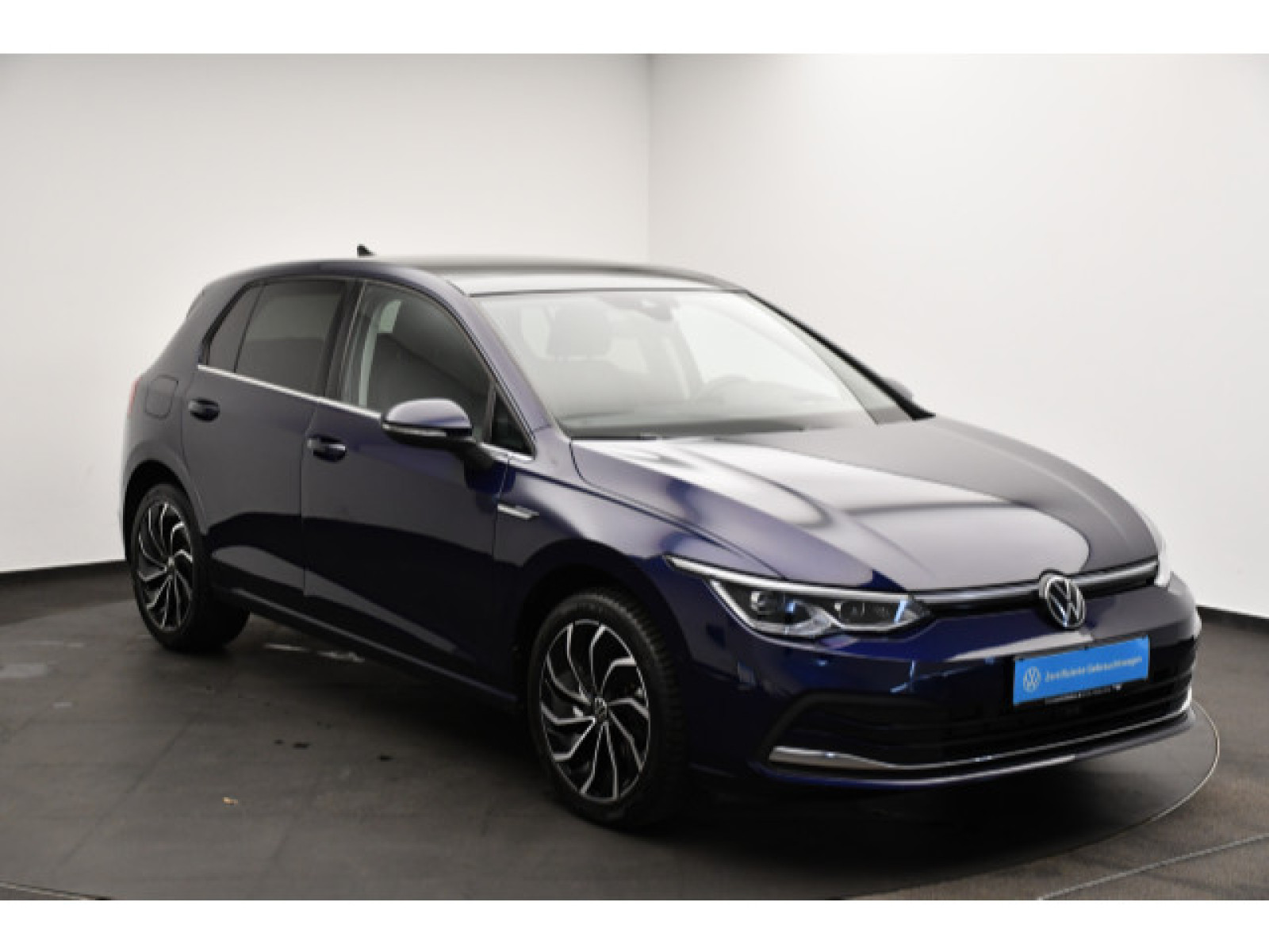 Volkswagen - Golf_14