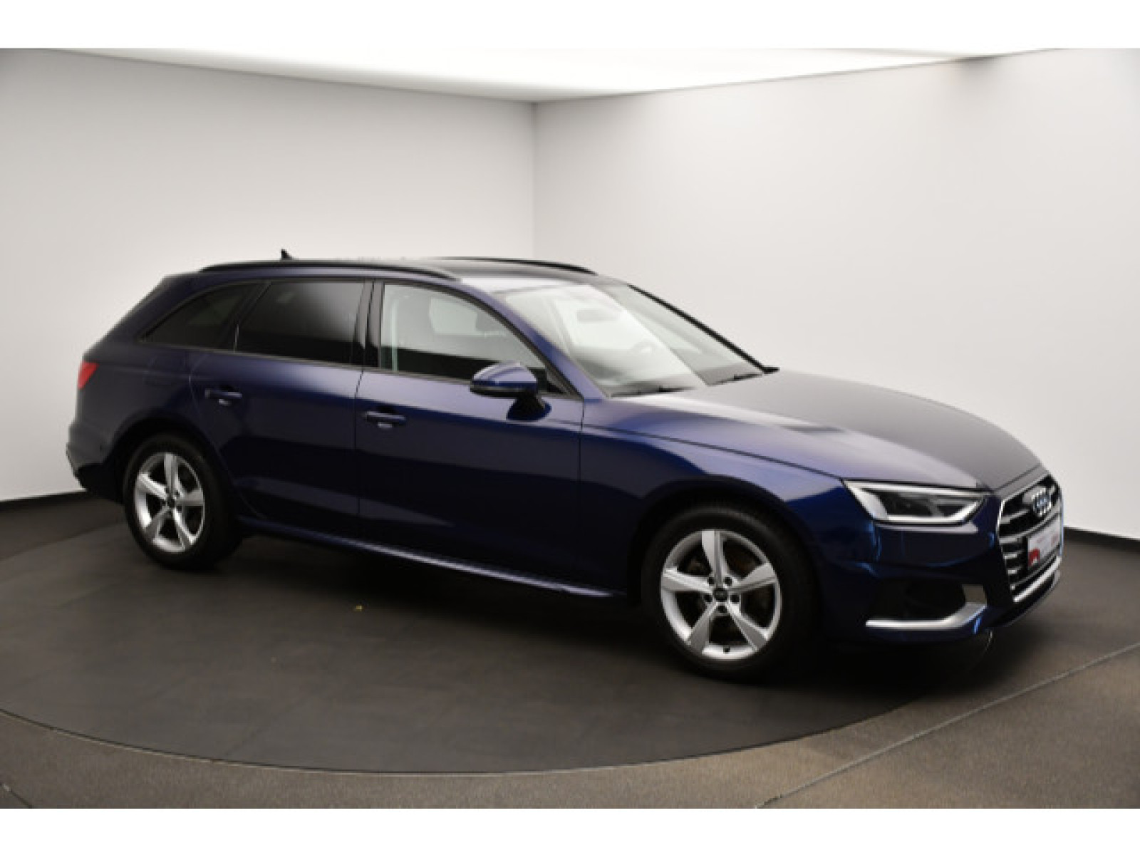 Audi - A4 Avant_13