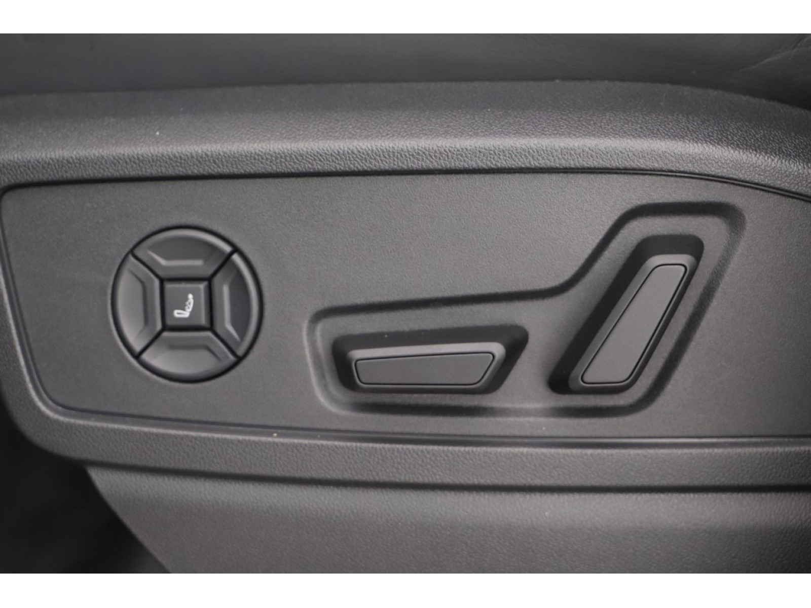 Audi - SQ5 Sportback_14