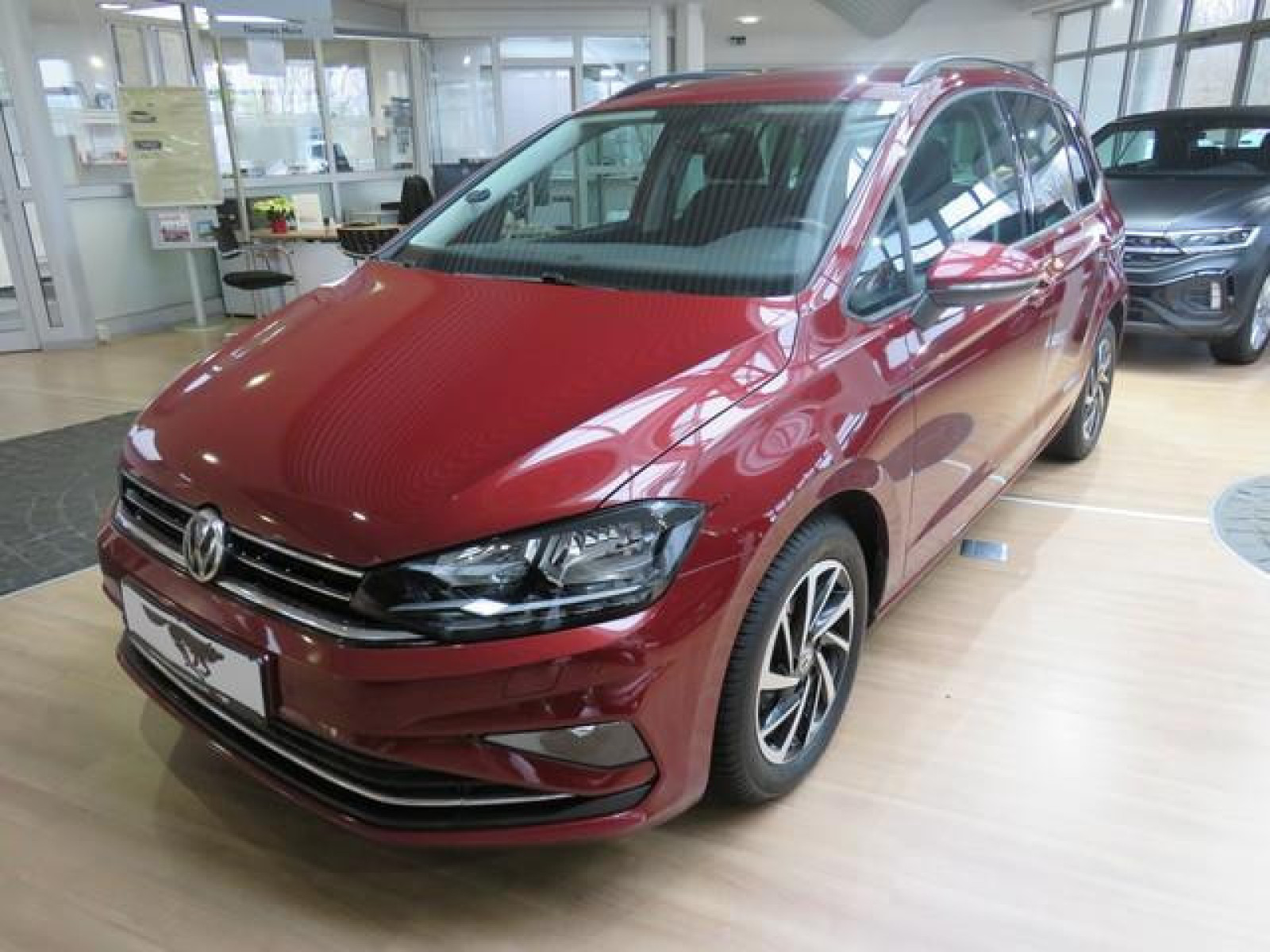 diagonal-frontansicht-aussen