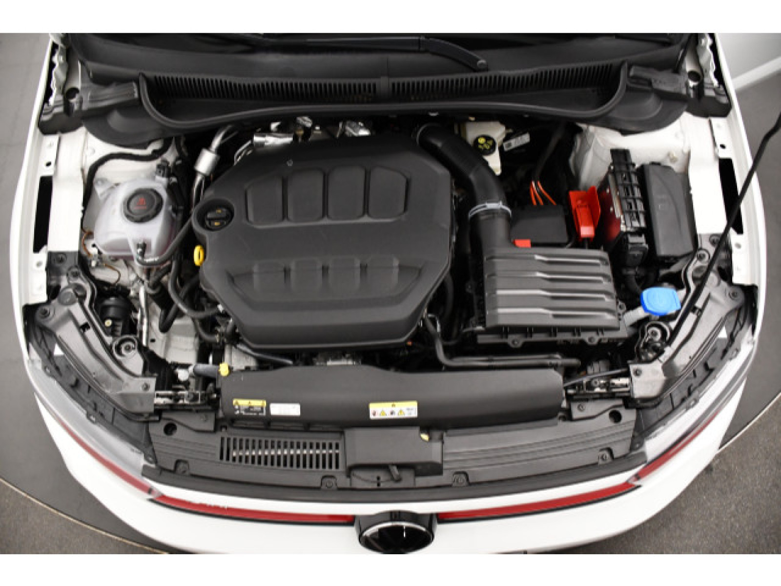 Volkswagen - Polo_10