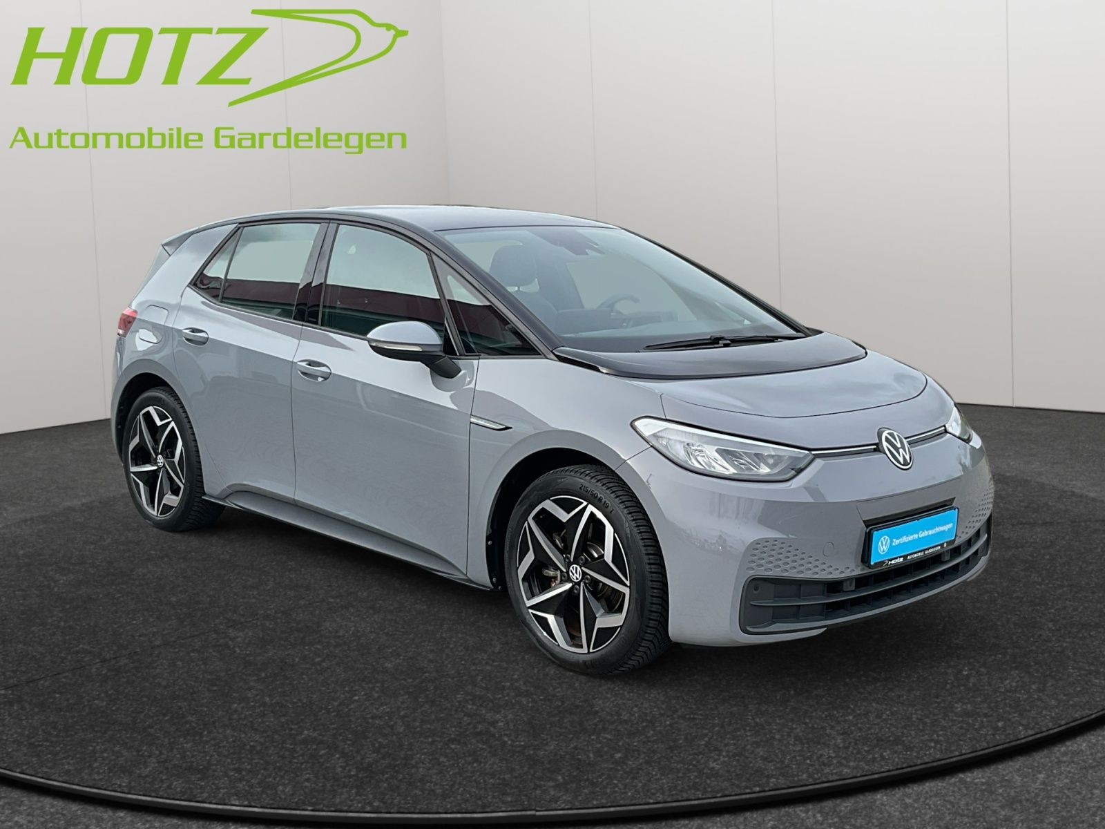 diagonal-frontansicht-aussen