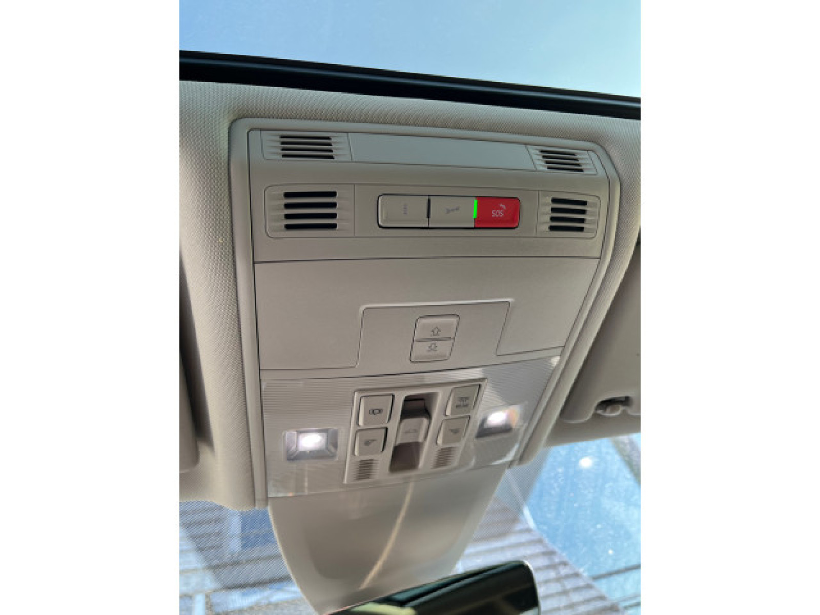 Volkswagen - Touran_19