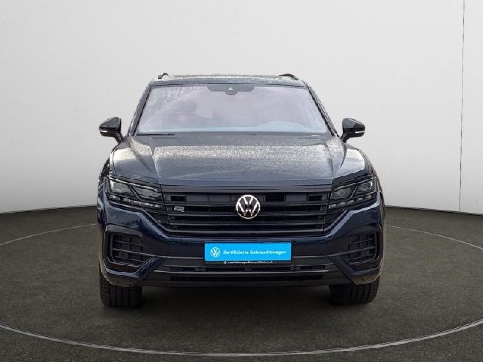 Volkswagen - Touareg_12