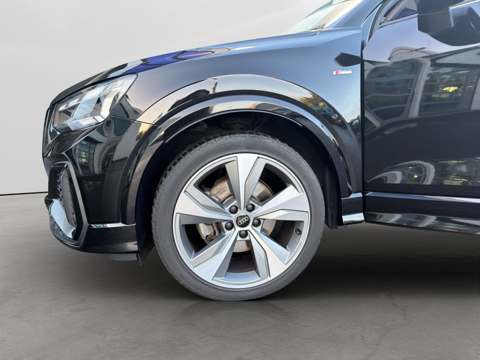 Audi - Q2_19