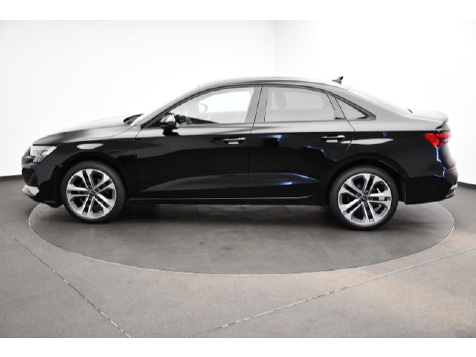 Audi - A3 Limousine_17