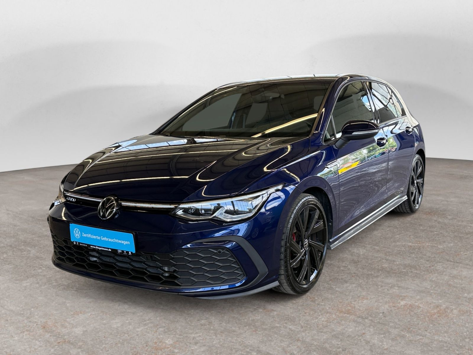 Volkswagen - Golf_2