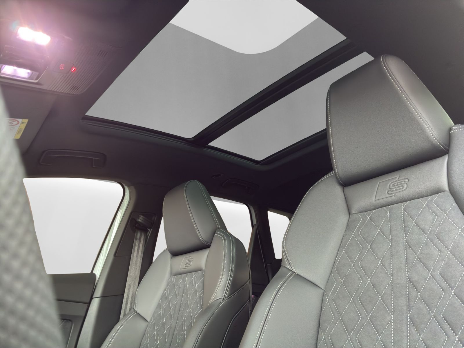 Audi - Q4 e-tron_21