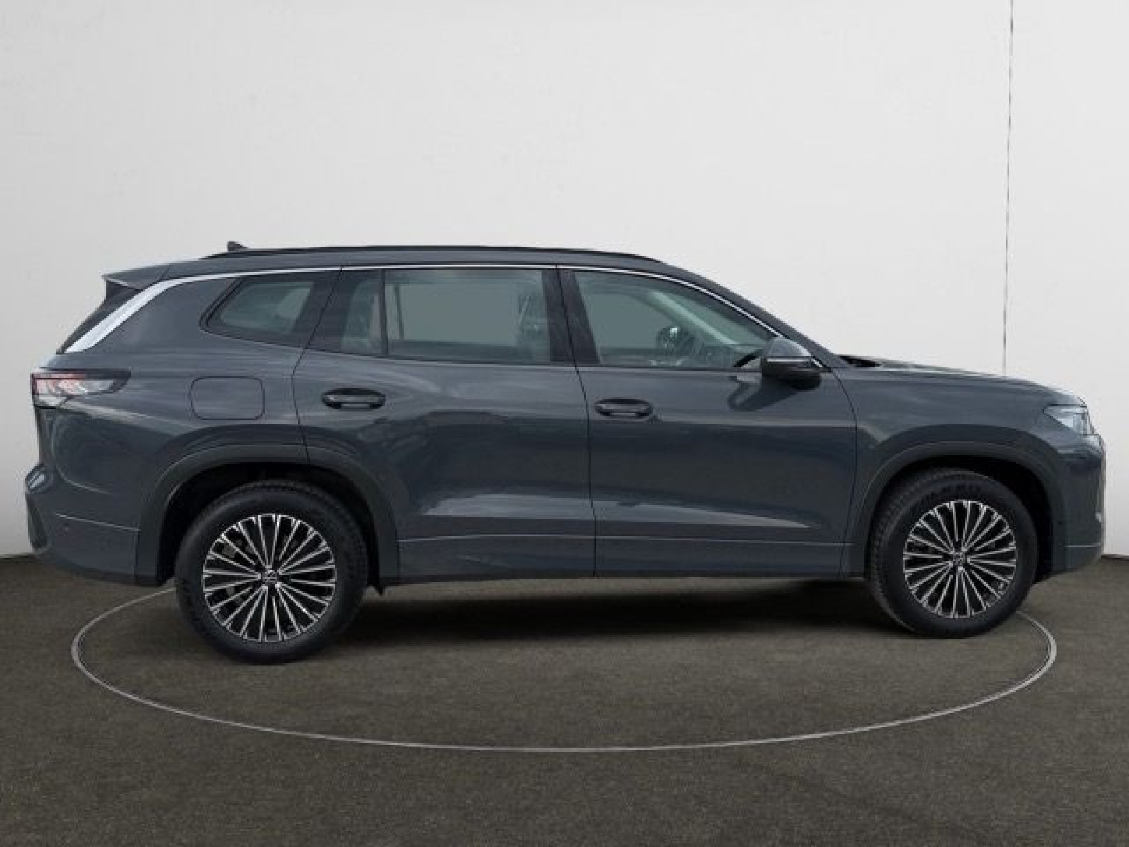 Volkswagen - Tayron_8