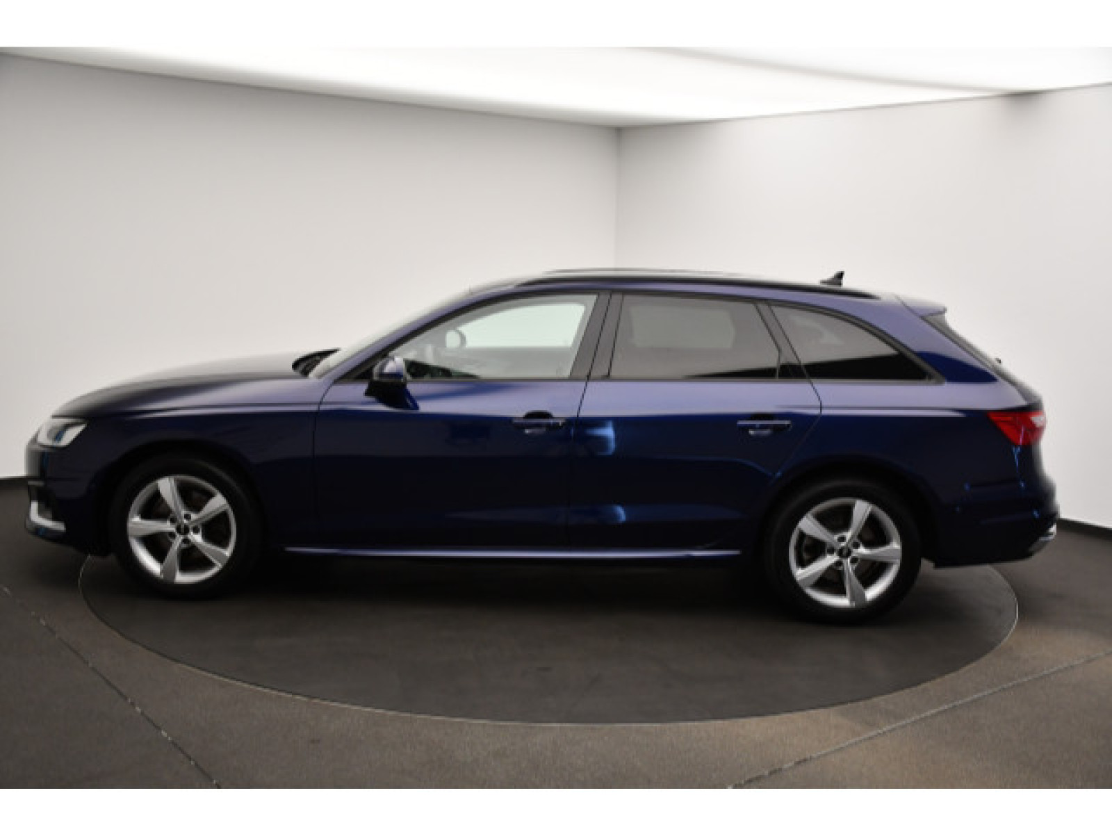 Audi - A4 Avant_15