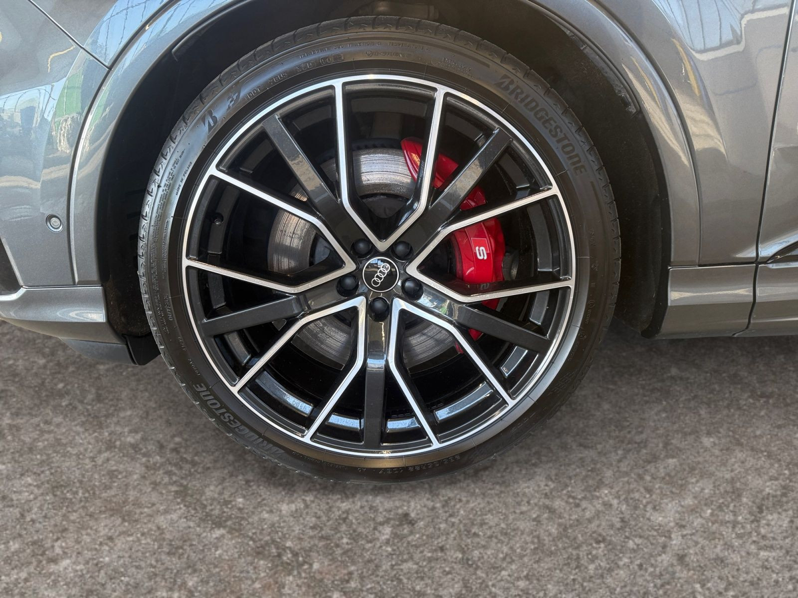 Audi - SQ7_15