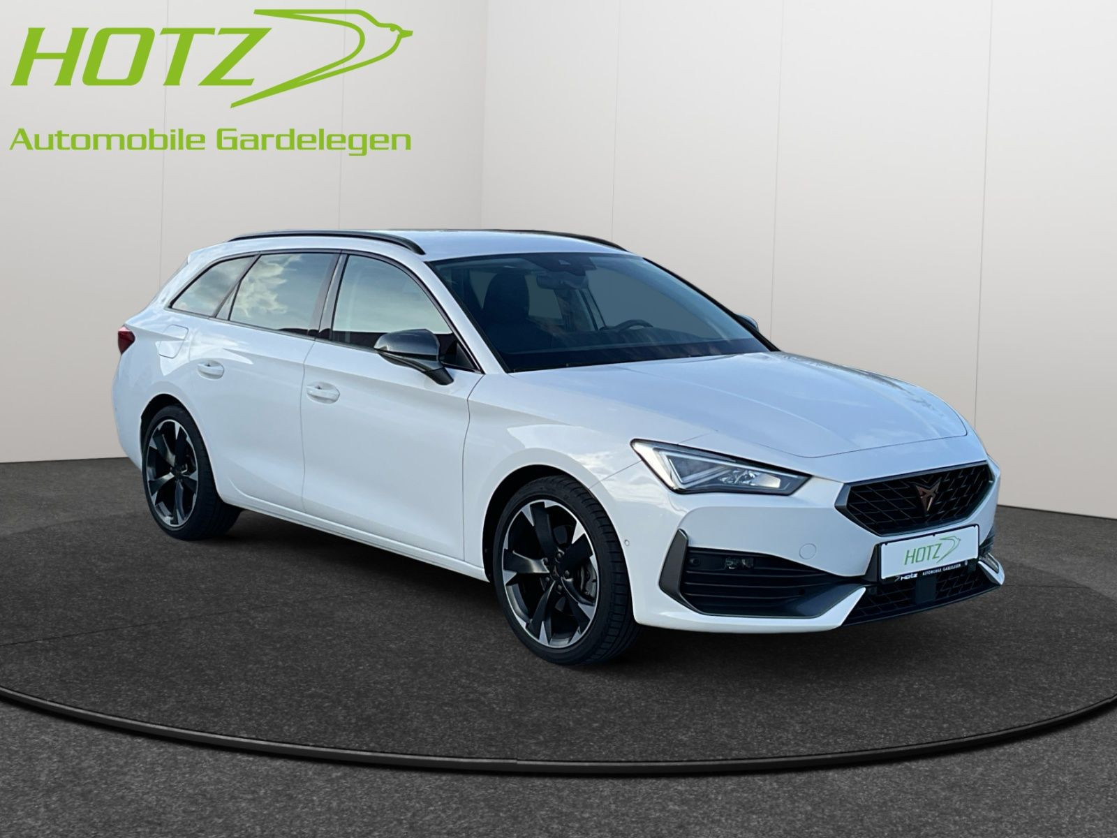 diagonal-frontansicht-aussen