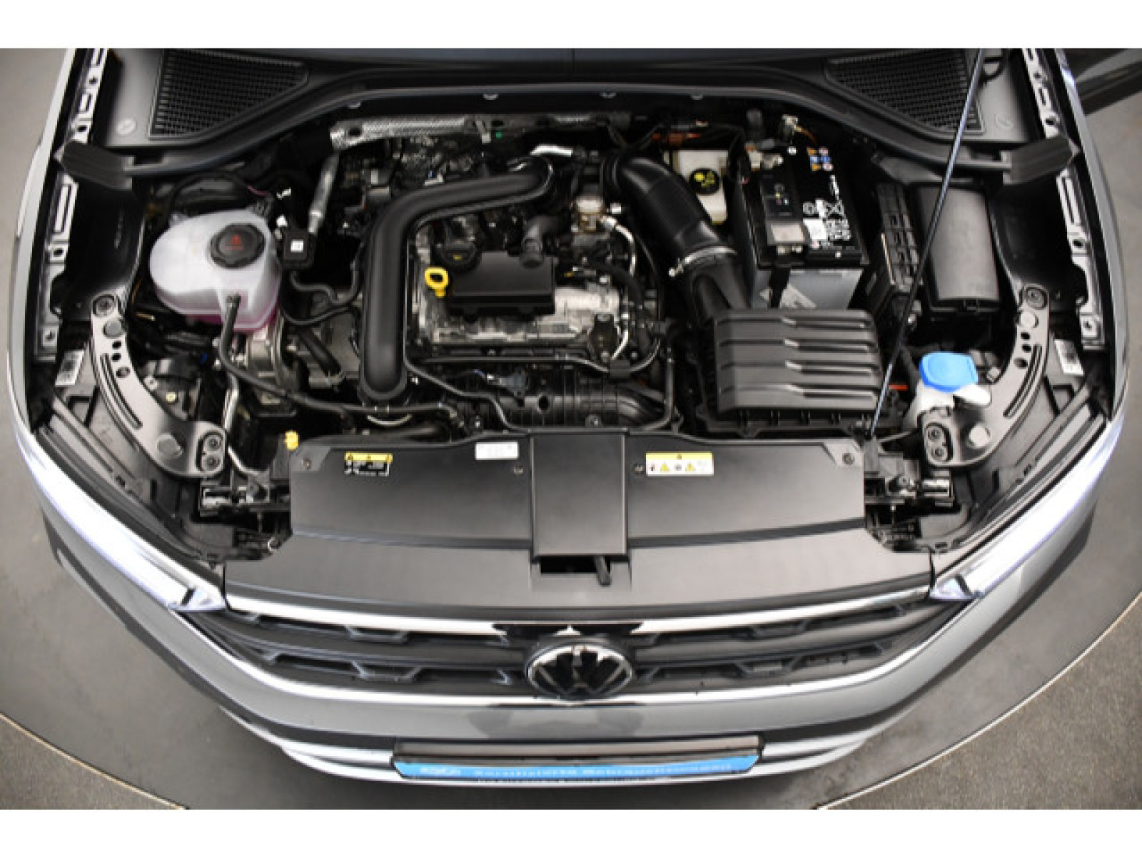 Volkswagen - T-Roc_11
