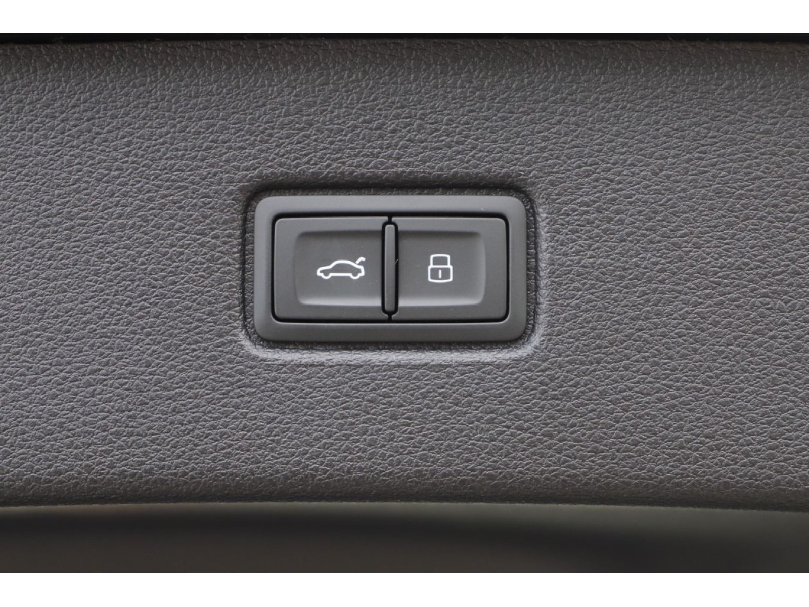 Audi - Q7_20