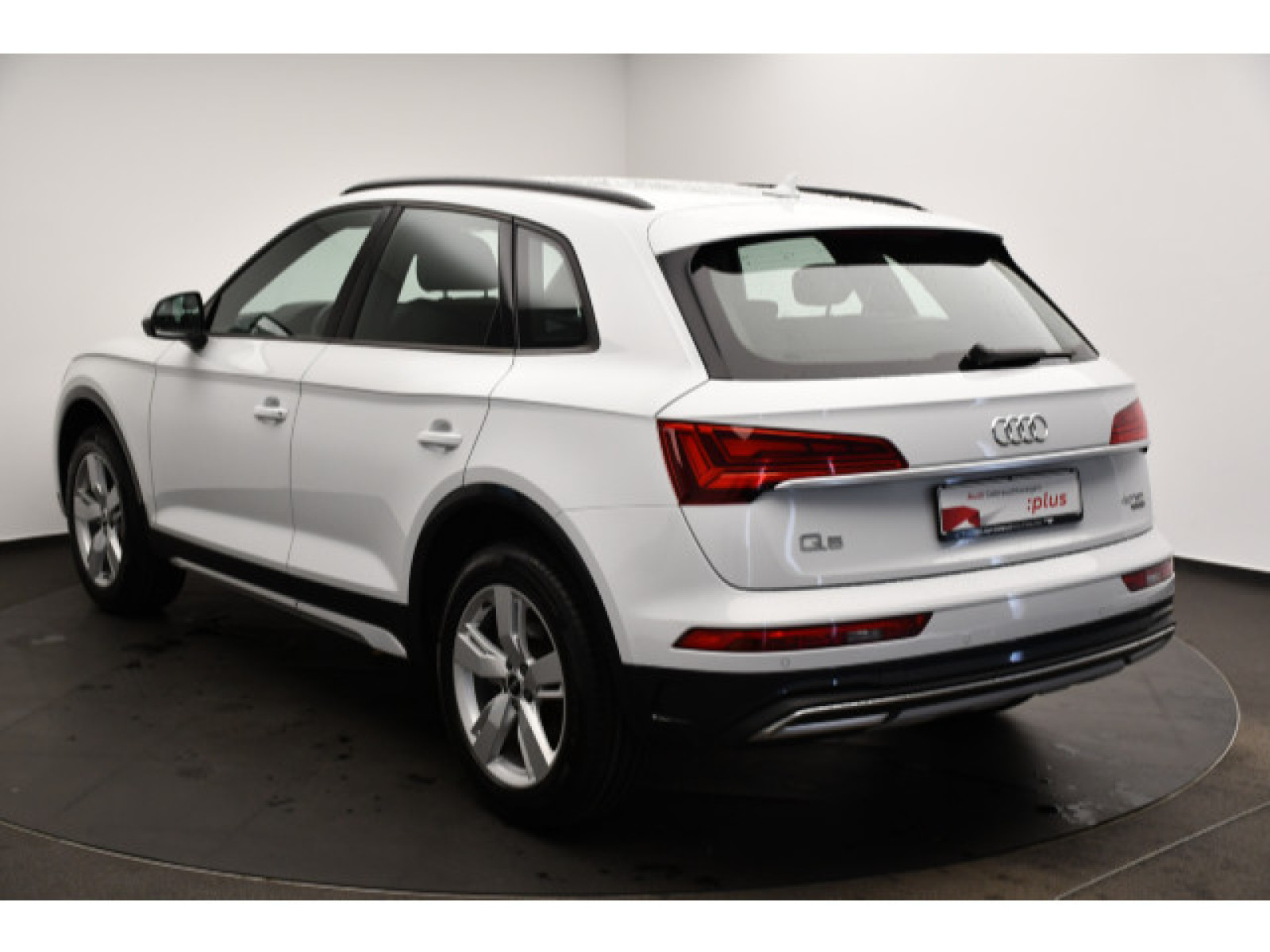 Audi - Q5_15