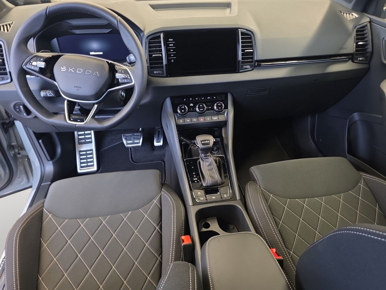 Škoda - Karoq_11