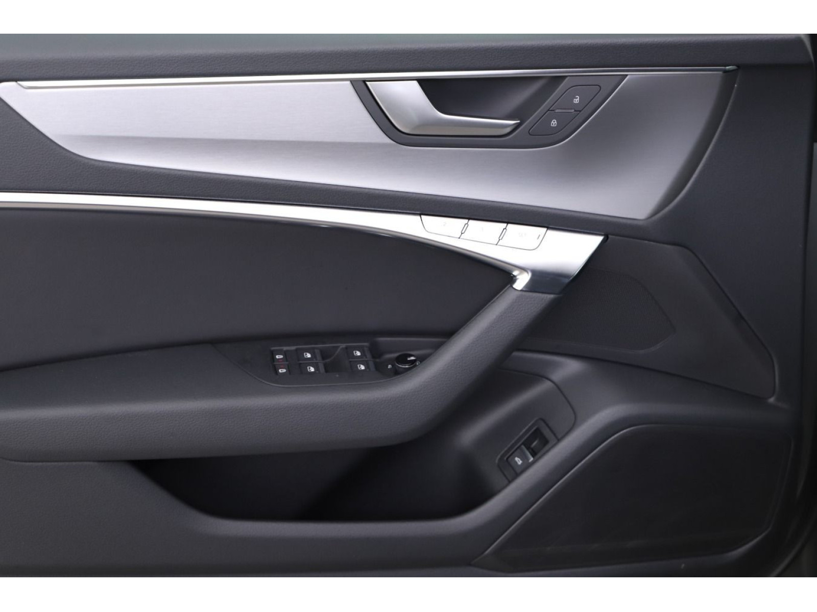 Audi - A6 Avant_14